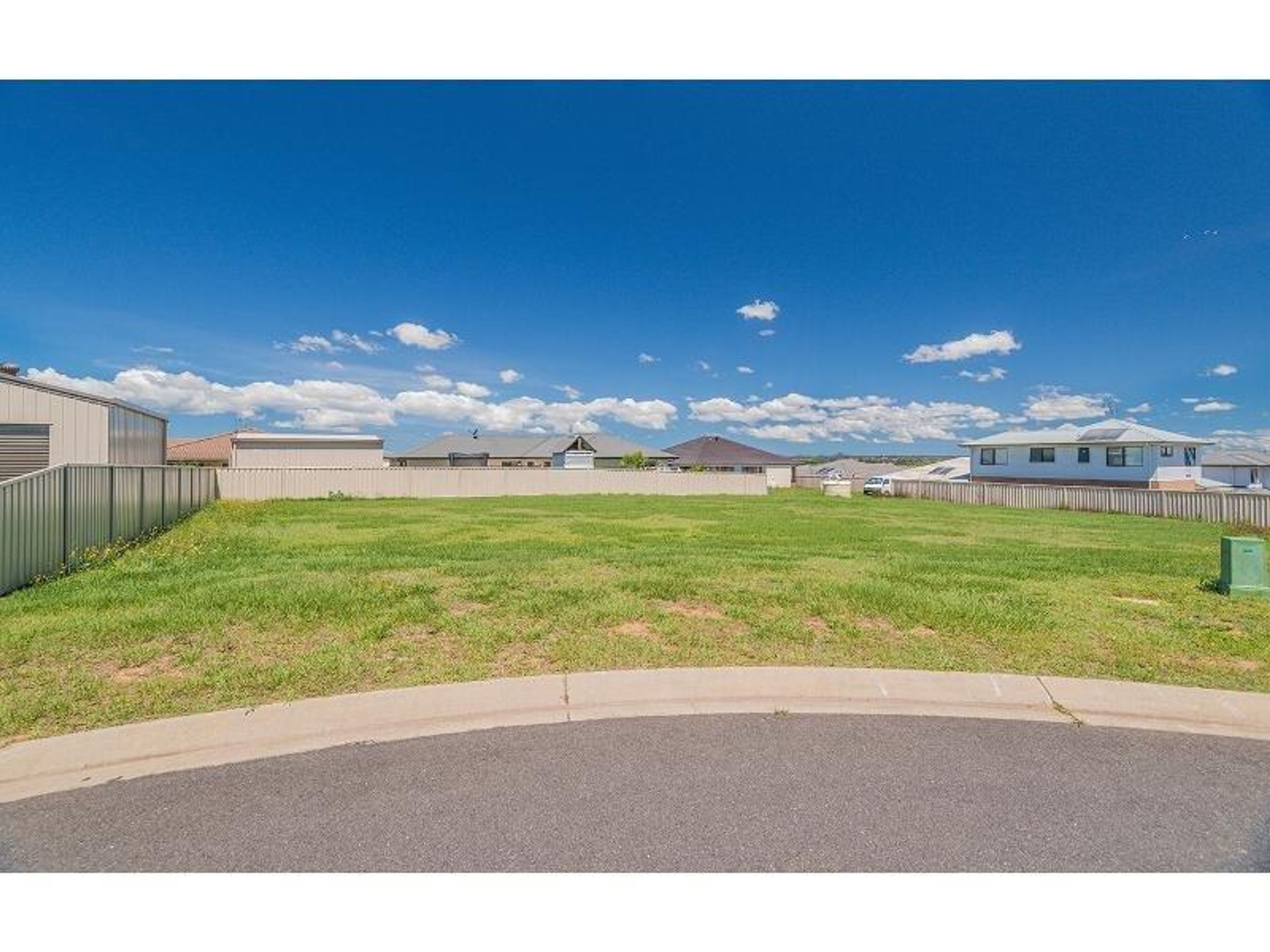 7 Schonbien Court, Junction Hill - Image 1