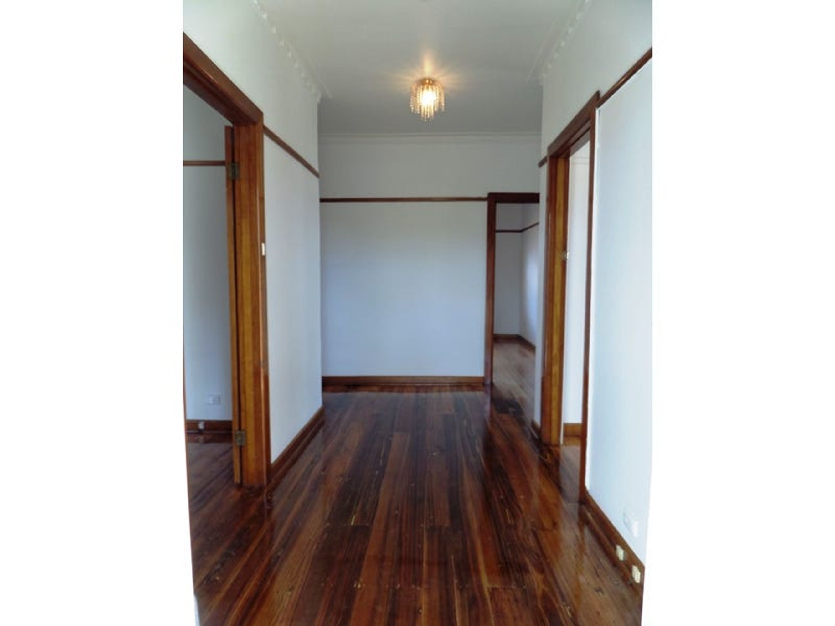 10 Kemp Street, Springvale - Thumbnail 2