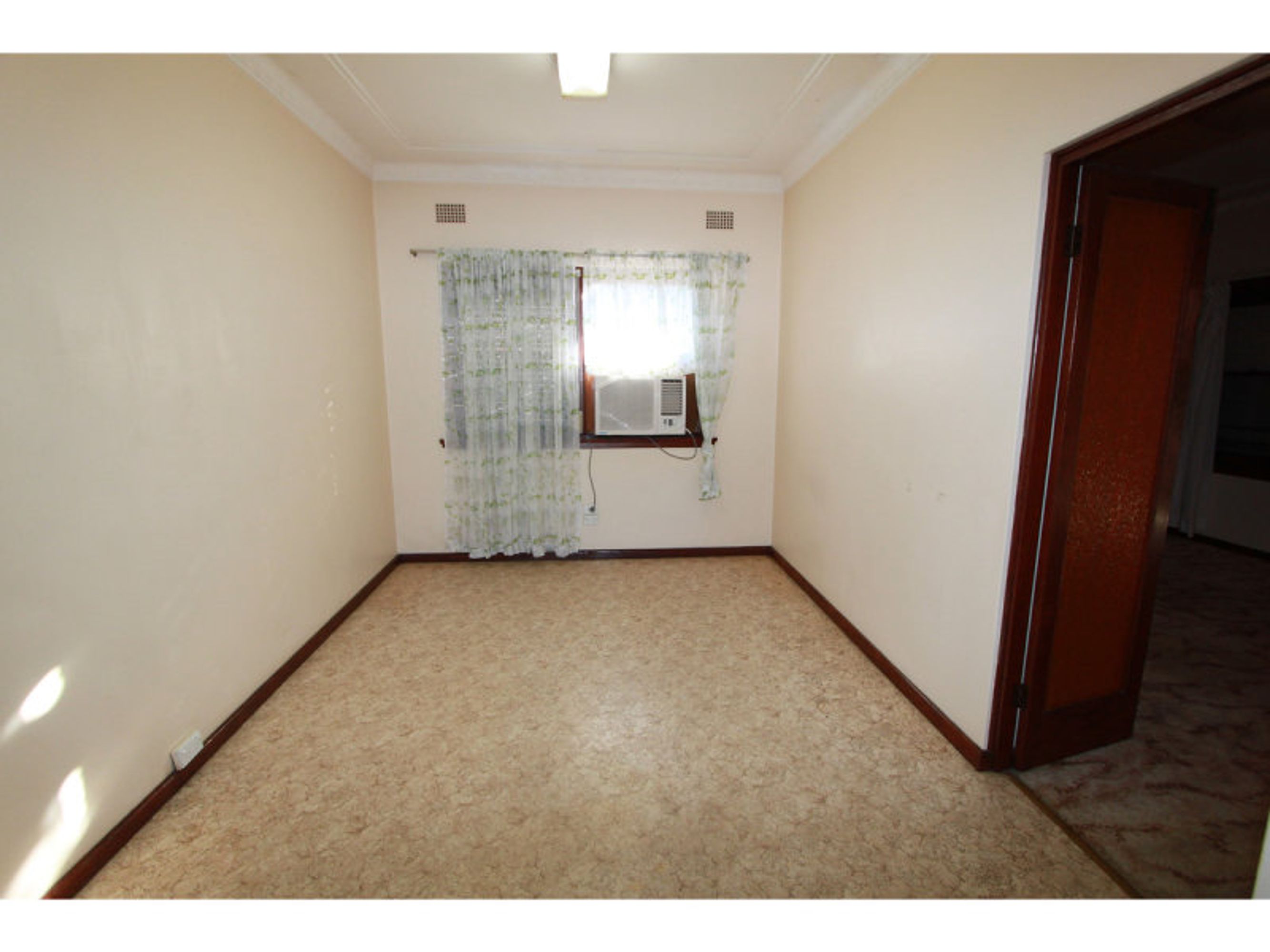 13 Railway Street, Banksia, Banksia - Thumbnail 4