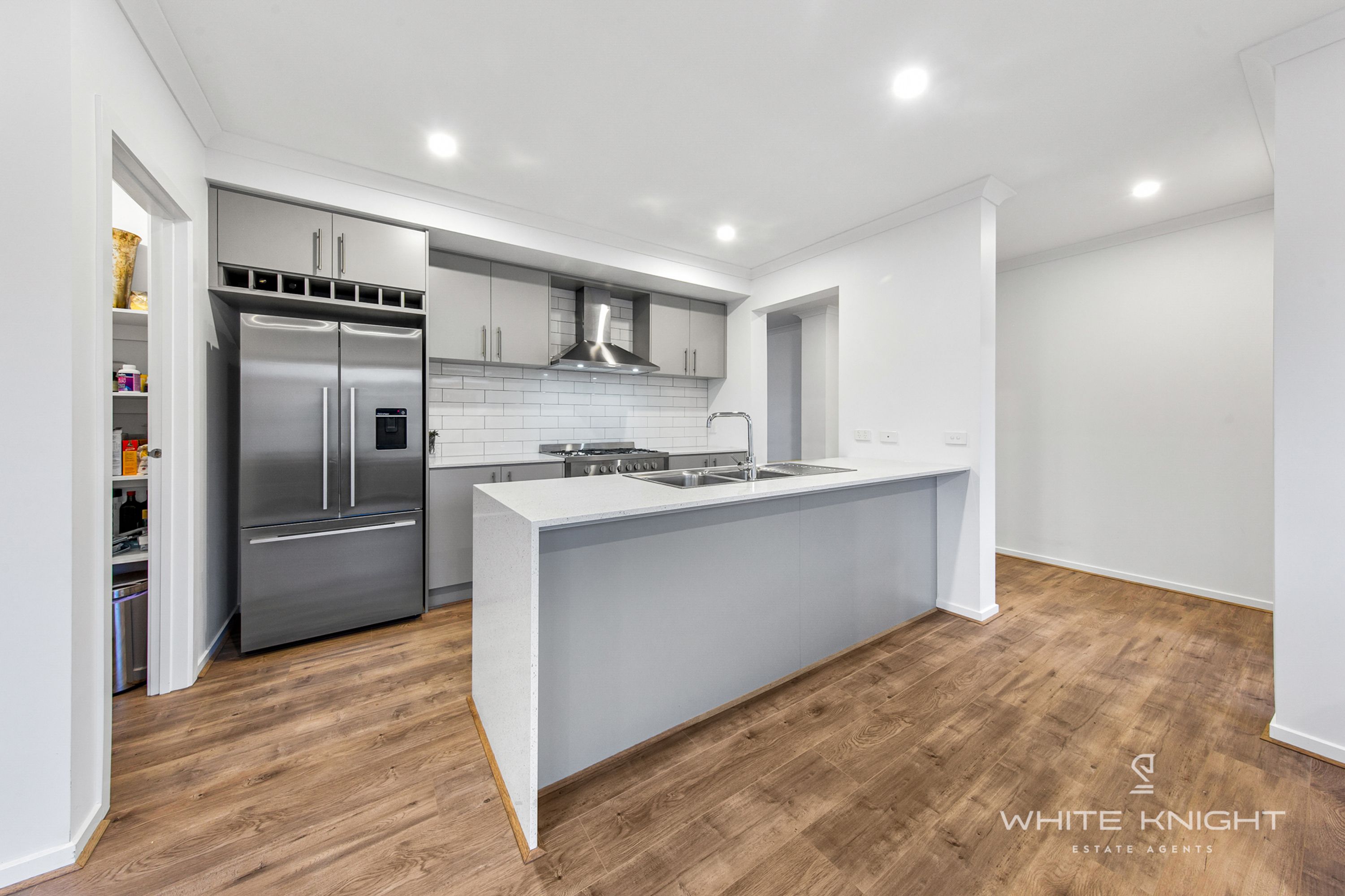 84 Charleston Road, Deanside VIC 3336, Deanside - Thumbnail 3