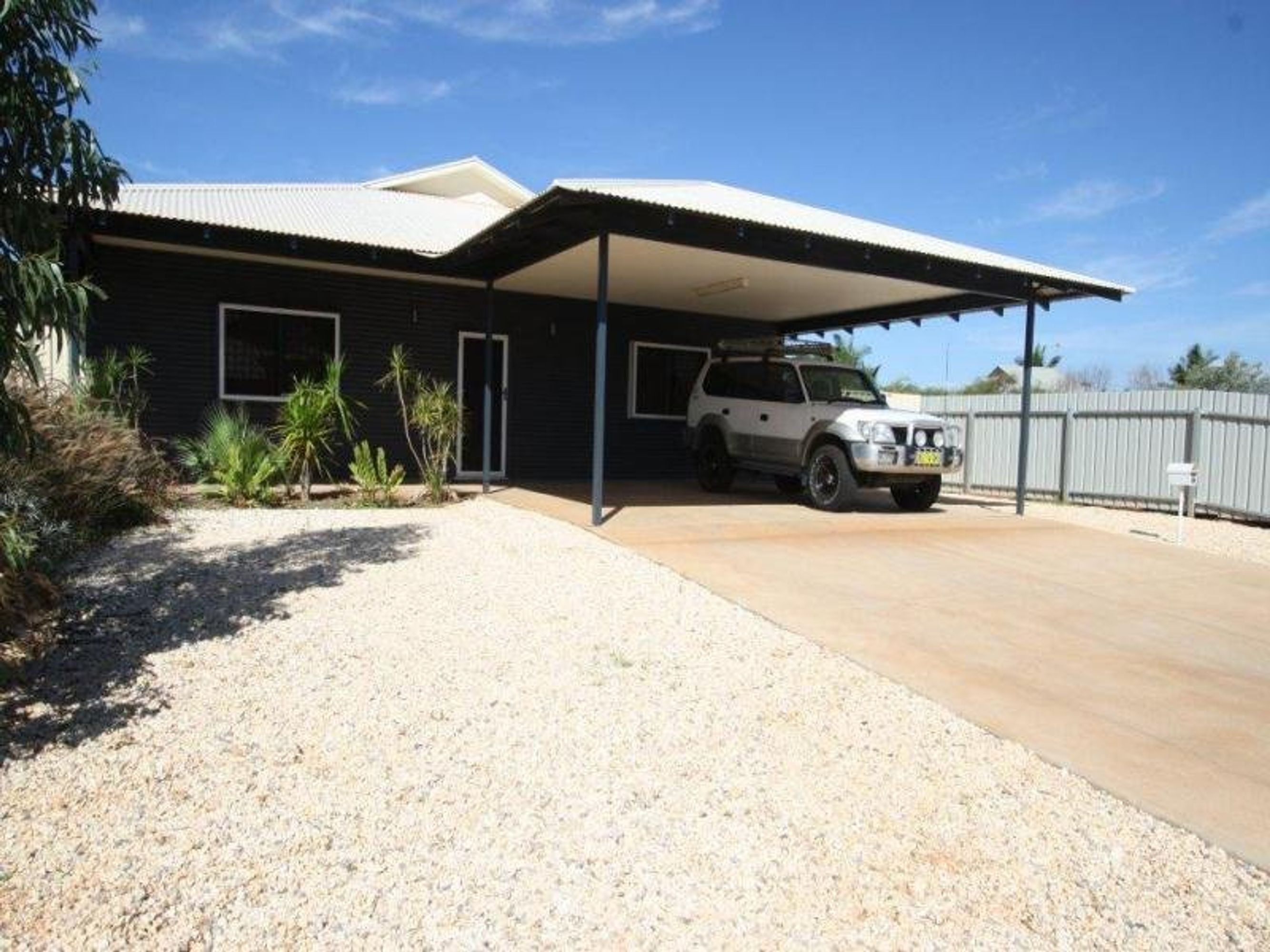 18 Huxtable Crescent, South Hedland, South Hedland - Thumbnail 2