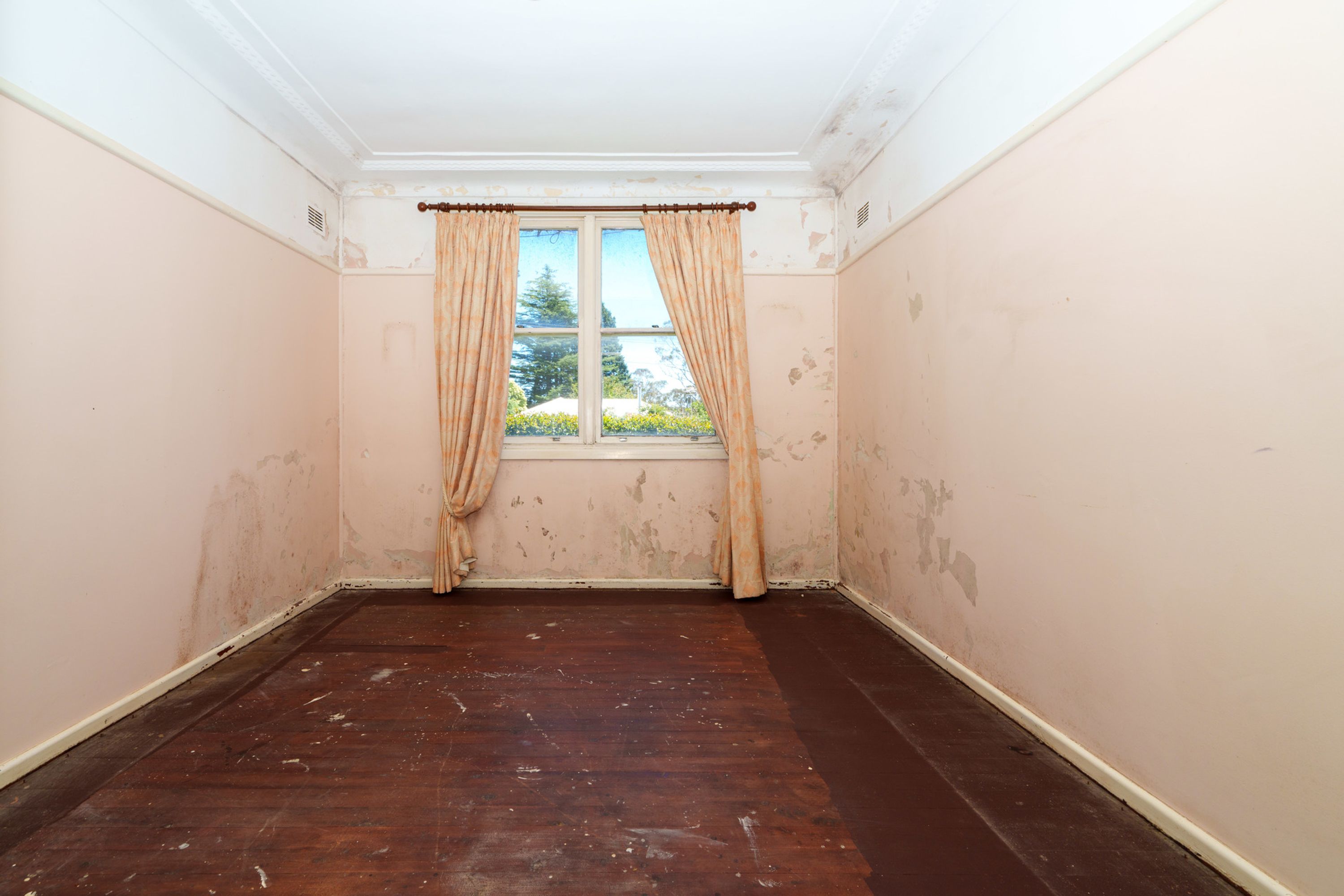 10 Whinmoor Street, Katoomba - Thumbnail 8
