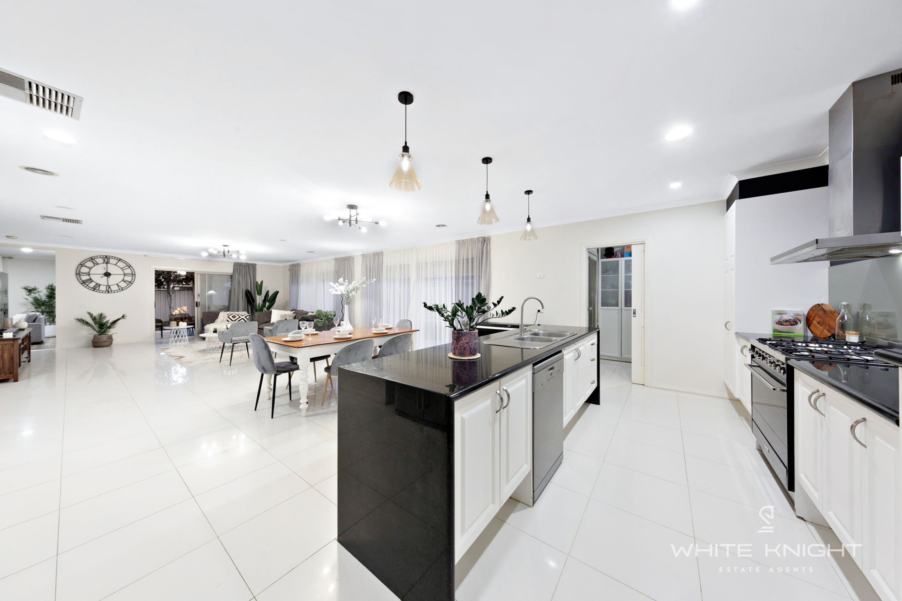 86 Tenterfield Drive, Burnside Heights VIC 3023, Burnside Heights - Thumbnail 3