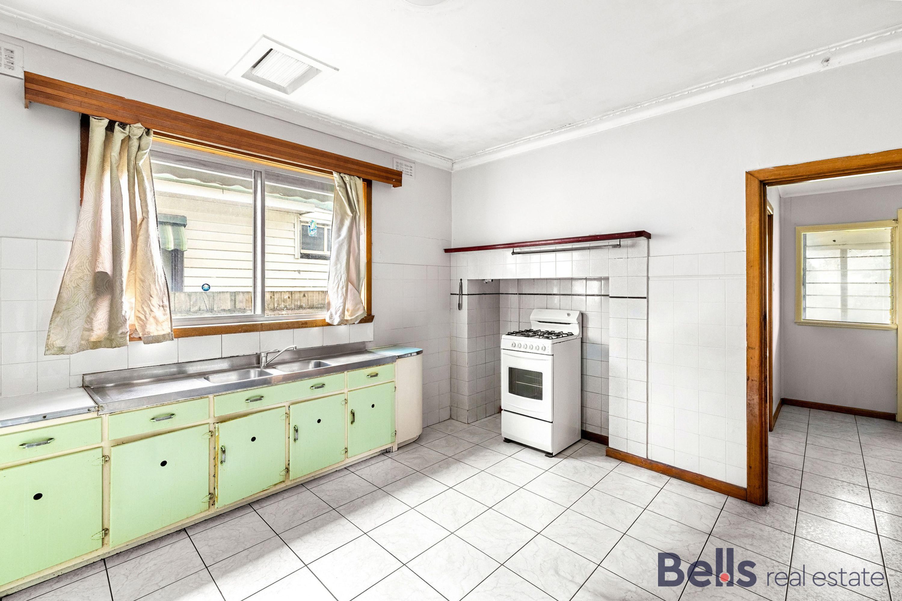 6 Bradman Street, Sunshine North - Thumbnail 3