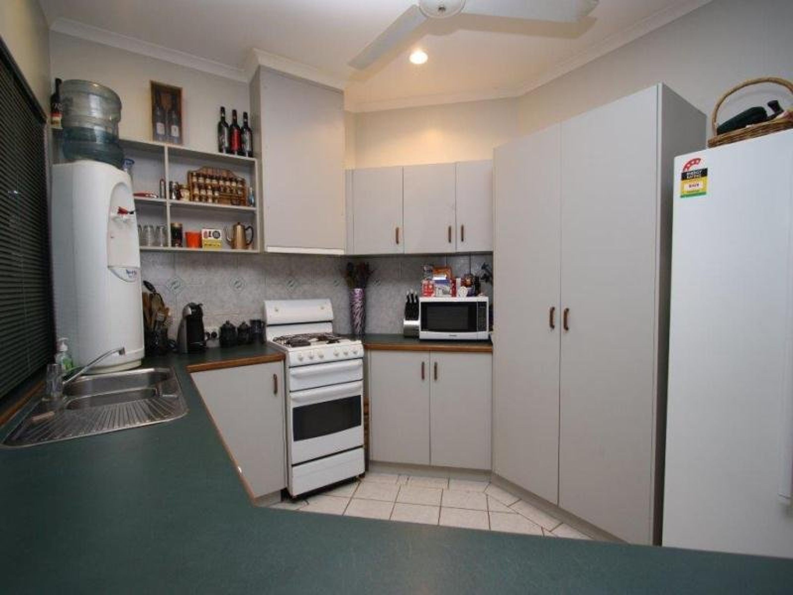 8 Bullara Place, South Hedland, South Hedland - Thumbnail 2