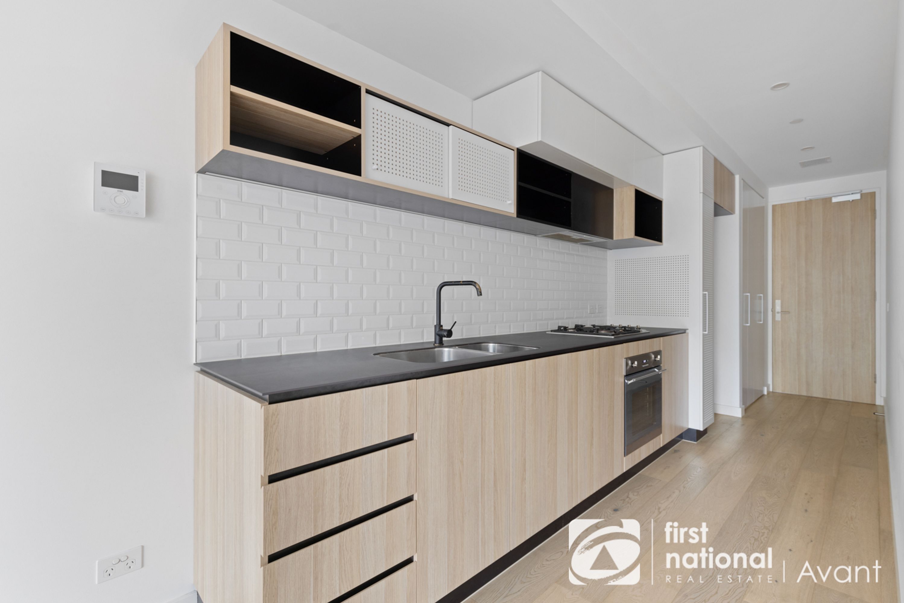 302/93 Flemington Road, North Melbourne - Thumbnail 7