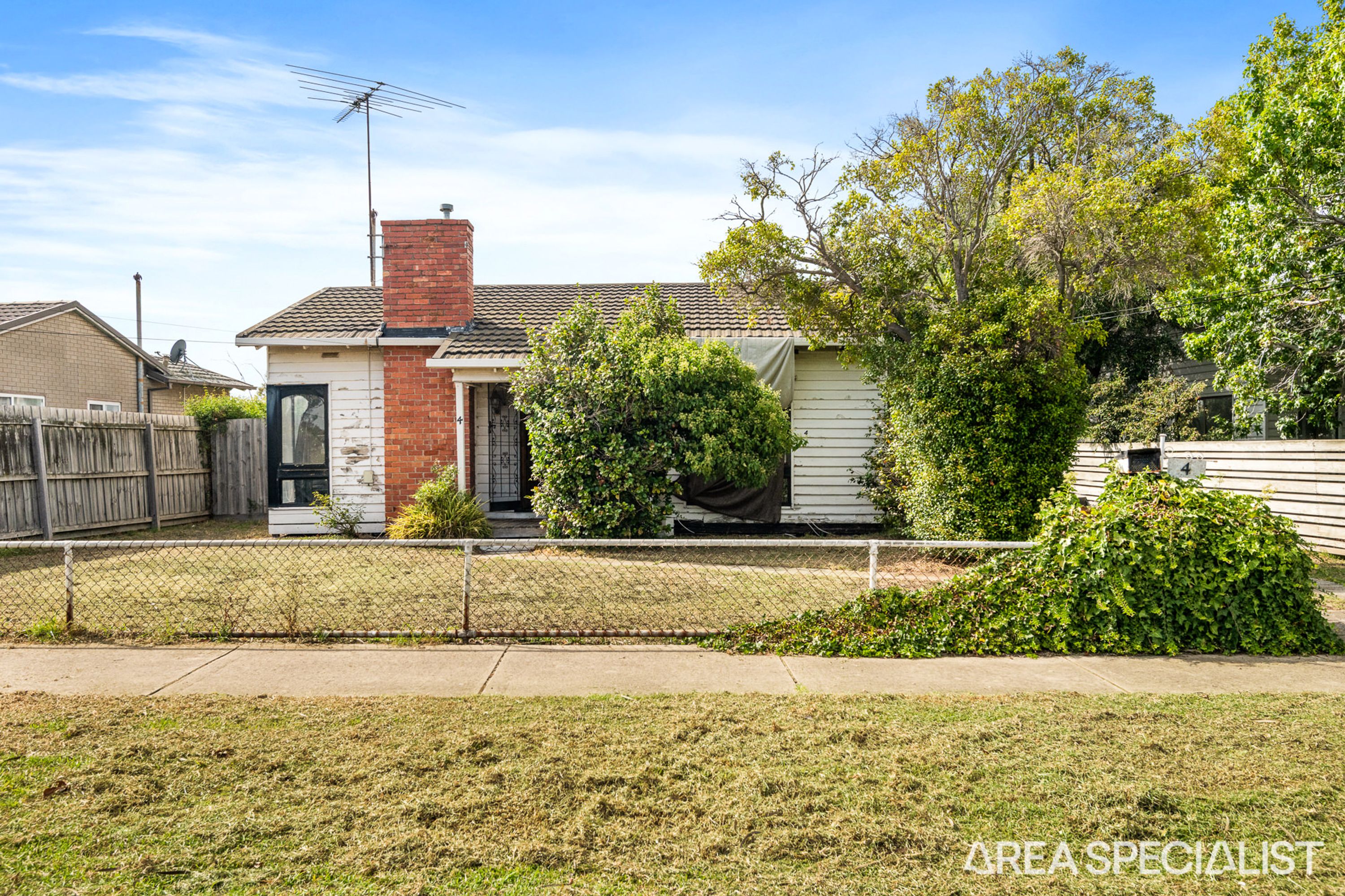 4 Pettitt Crescent, Norlane VIC 3214, Norlane - Thumbnail 2