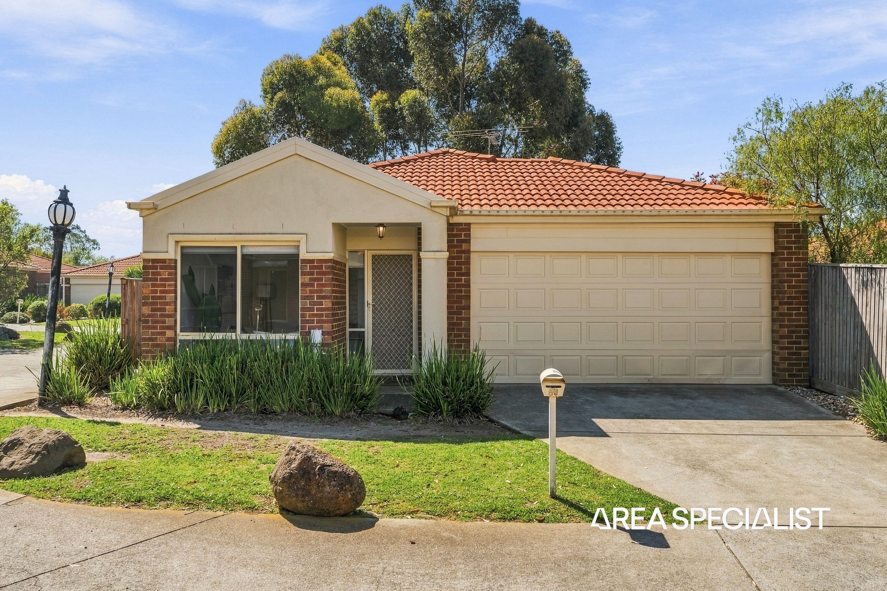 10 Kristian Drive, Hillside - Image 1