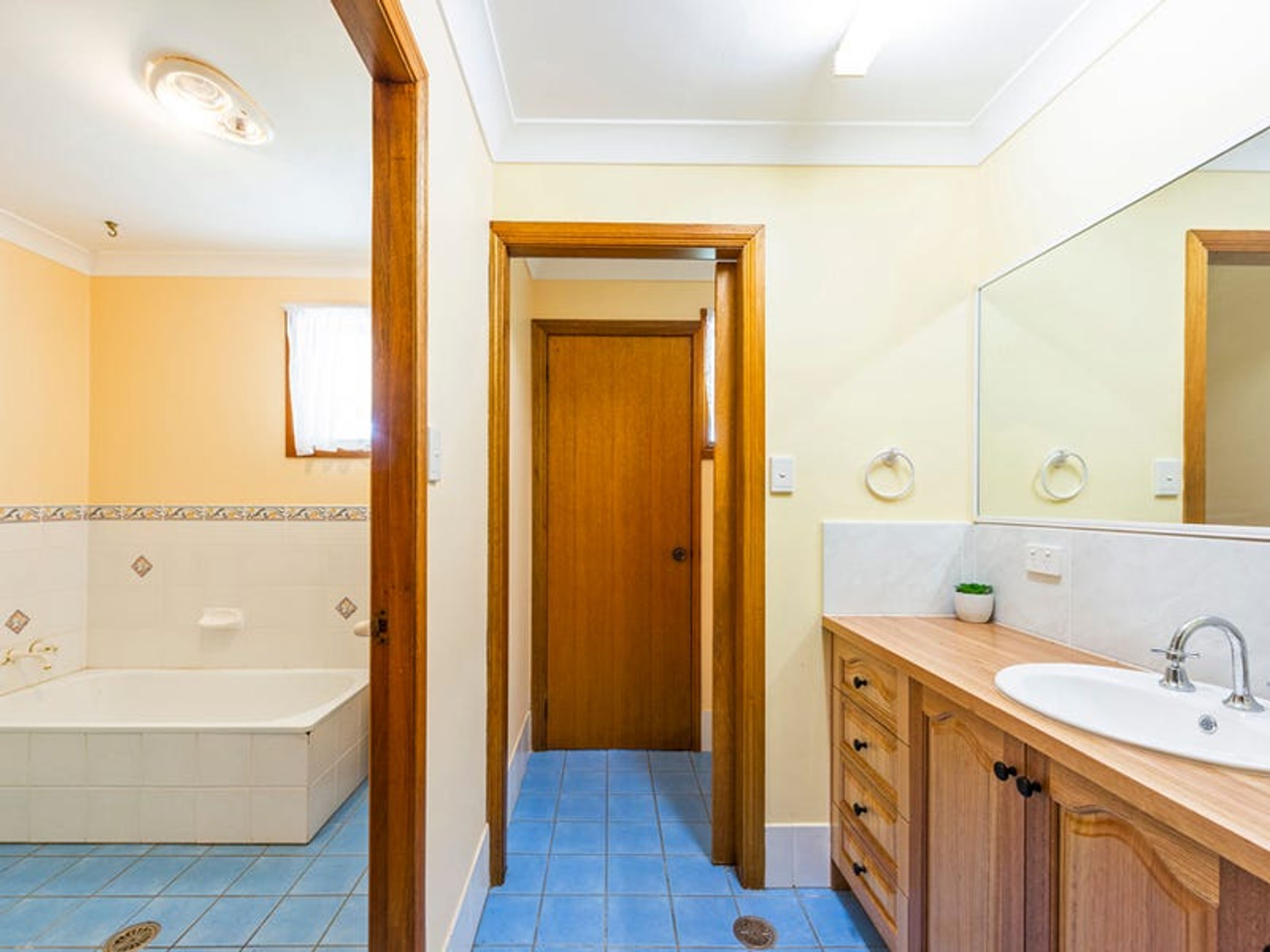 12 Harrisons Lane, Lawrence - Thumbnail 8