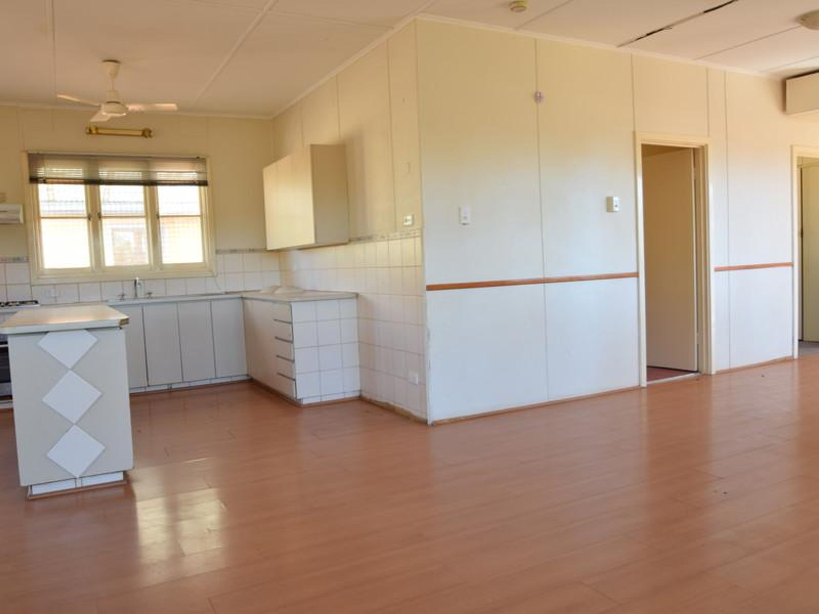 17 Somerset Crescent, South Hedland, WA 6722, South Hedland - Thumbnail 3