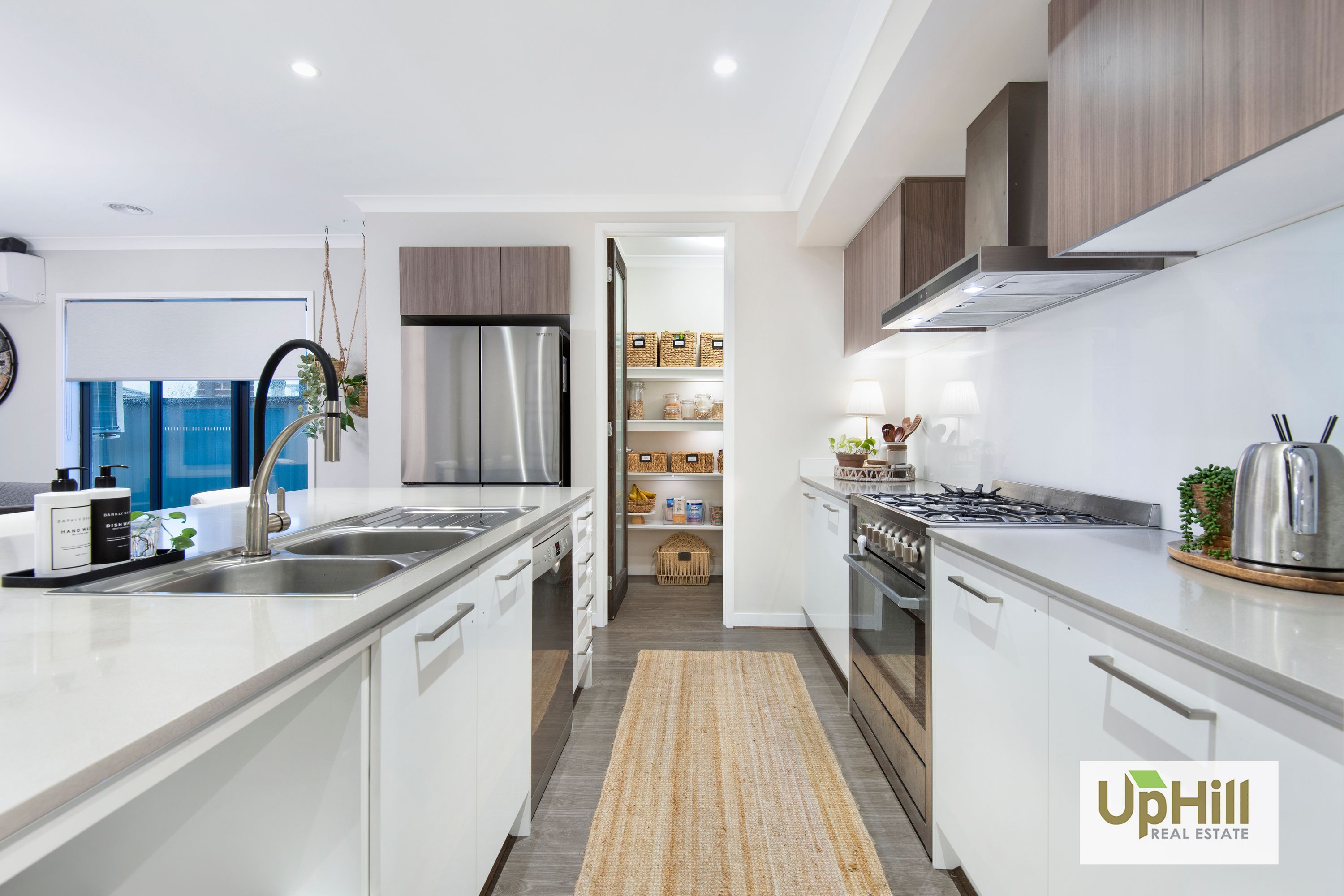 19 Destiny Drive, Cranbourne North - Thumbnail 8