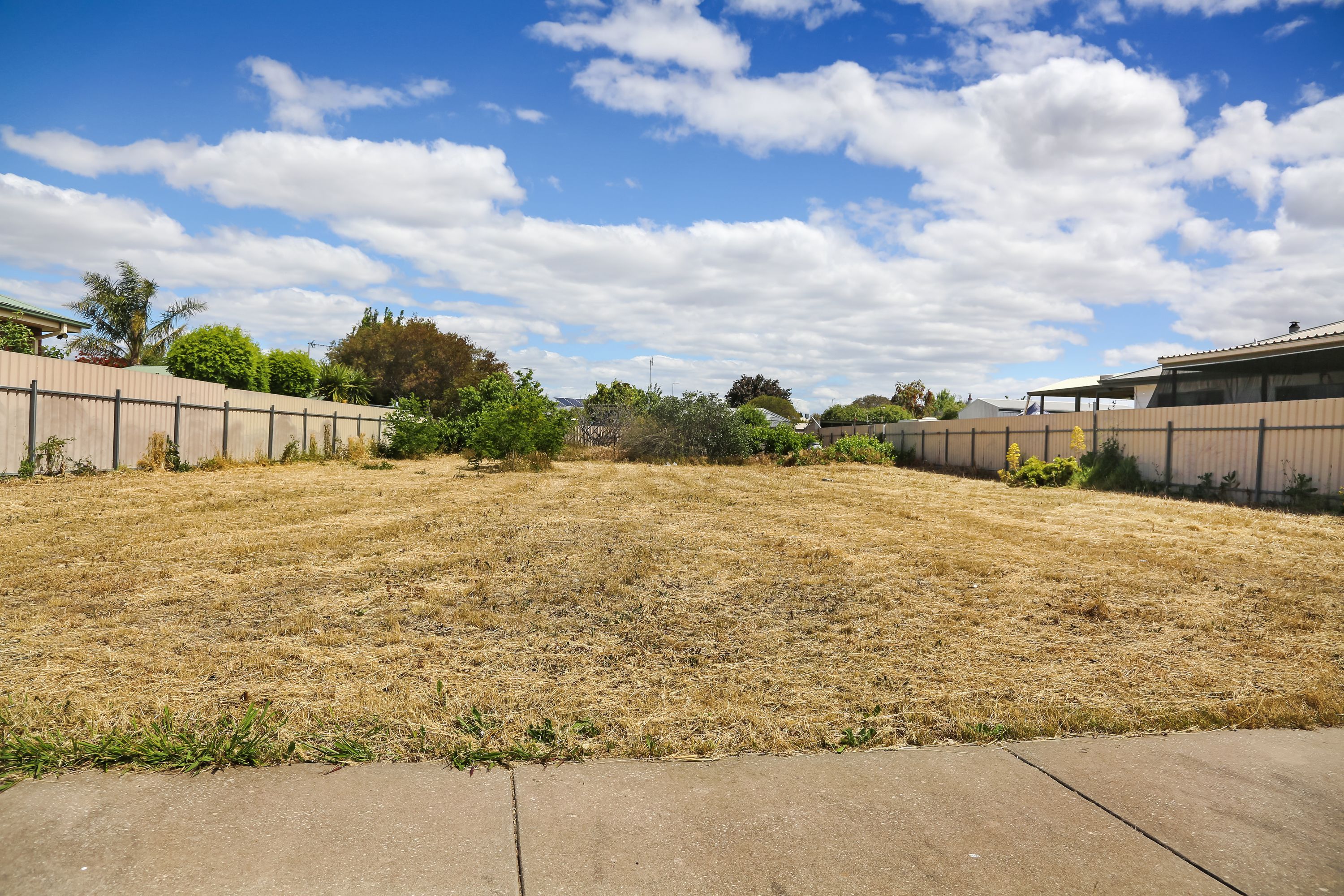 4 Paterson Street, Horsham VIC 3400, Horsham - Thumbnail 2