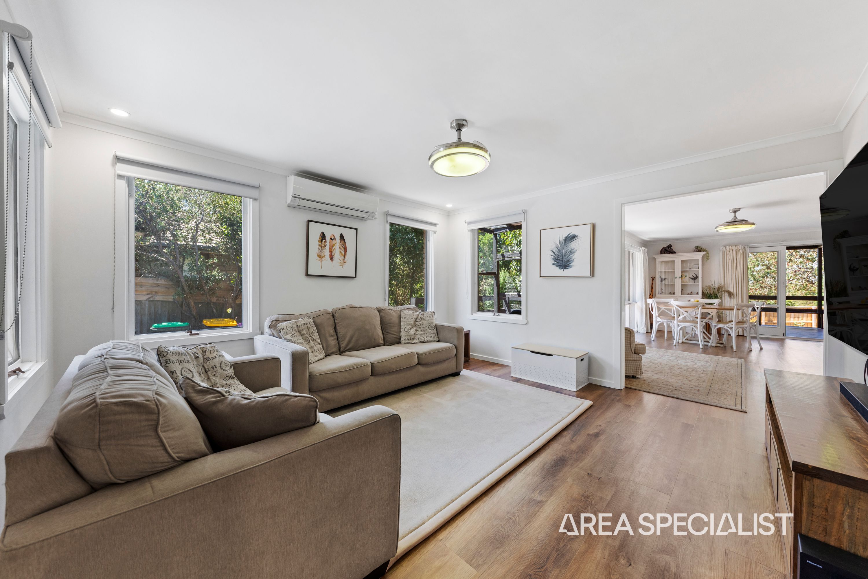 24 Archibald Crescent, Warragul - Thumbnail 6