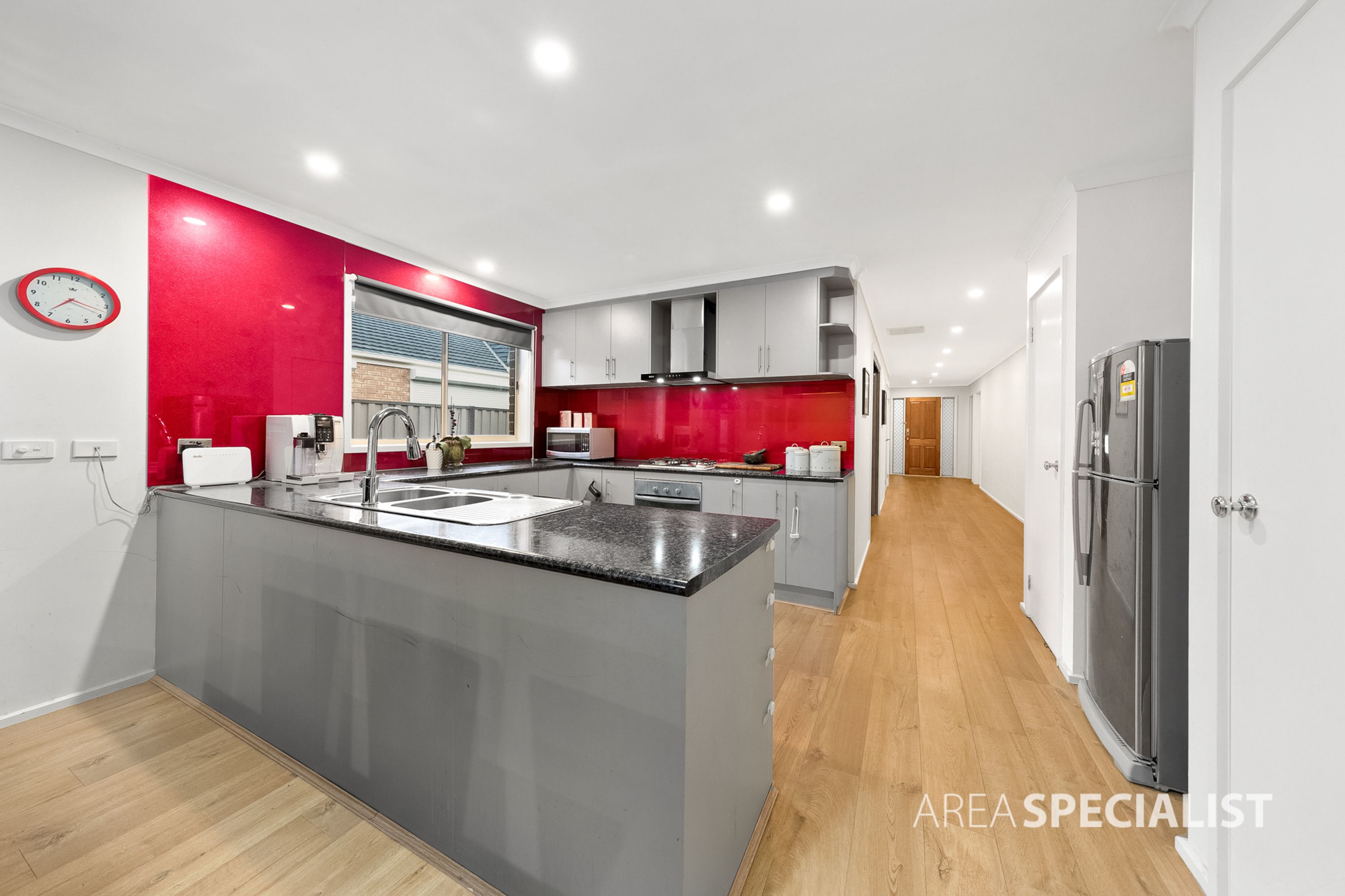 16 Burke Road, Burnside Heights VIC 3023, Burnside Heights - Thumbnail 4