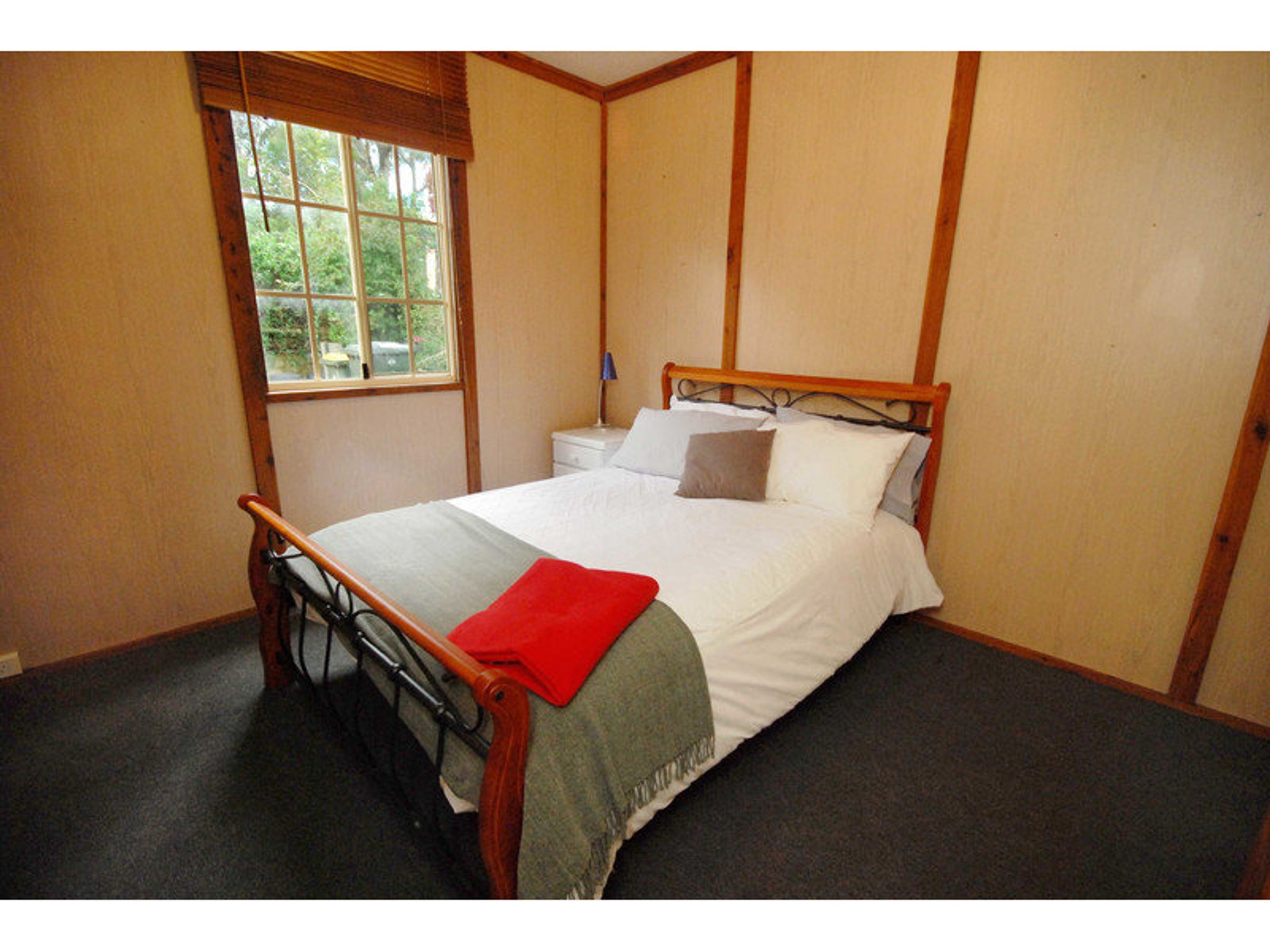 68 Sixth Avenue, Katoomba - Thumbnail 6