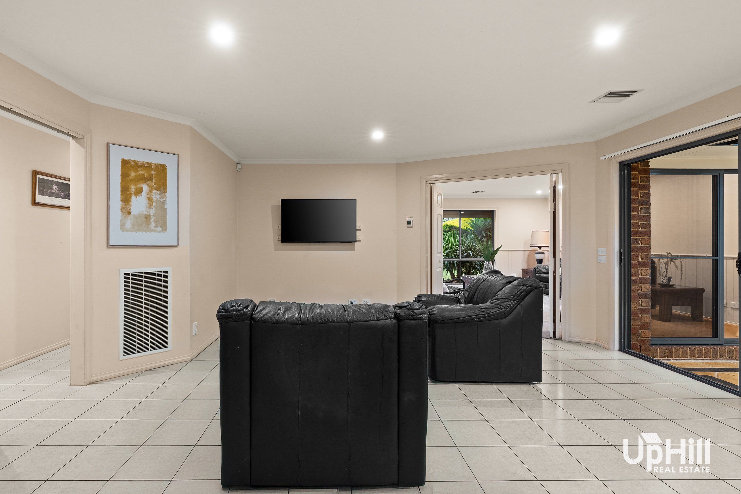1 Apple Blossom Court, Narre Warren South - Thumbnail 8