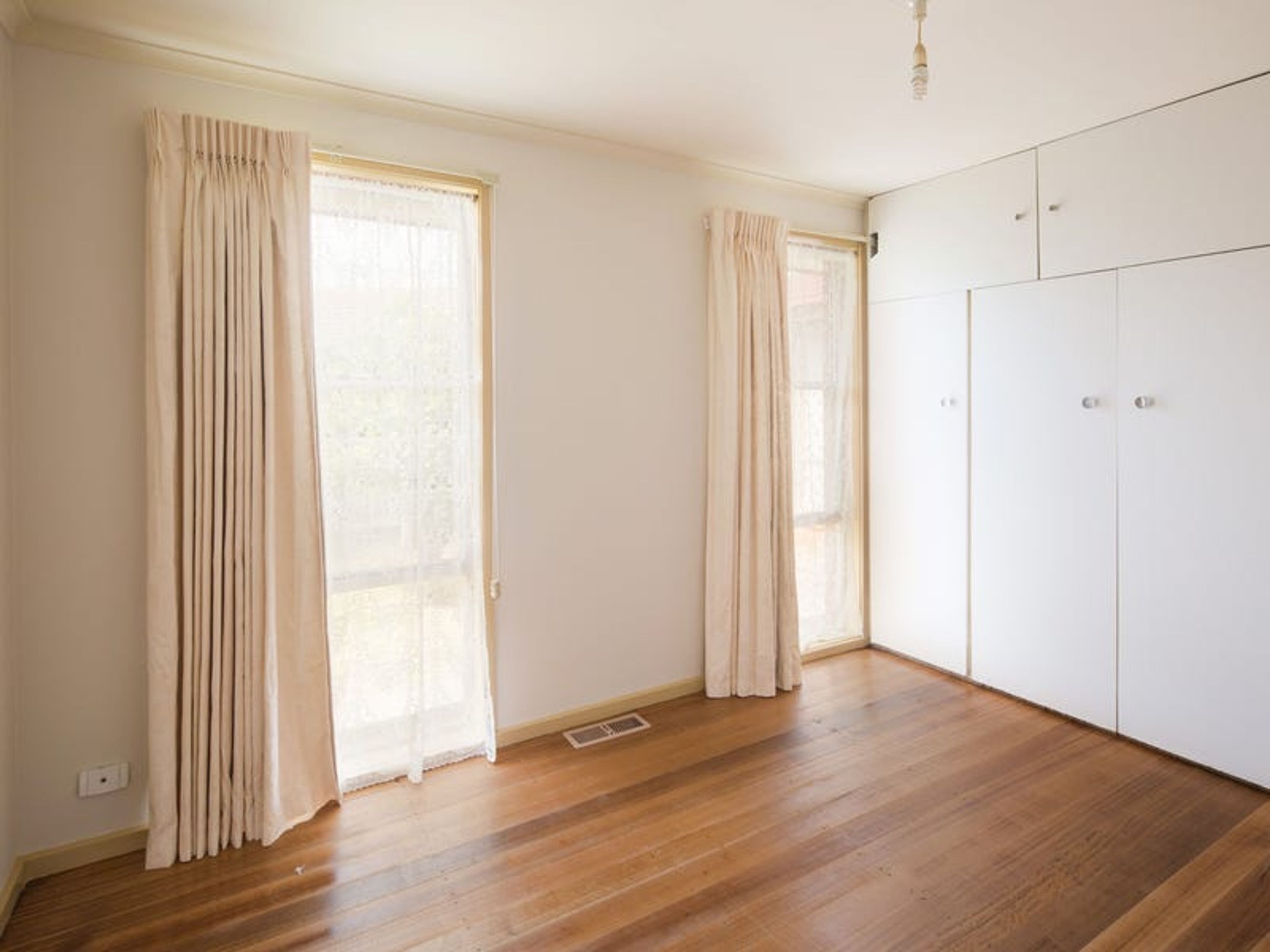 5 Silvan Grove, Hampton Park - Thumbnail 5