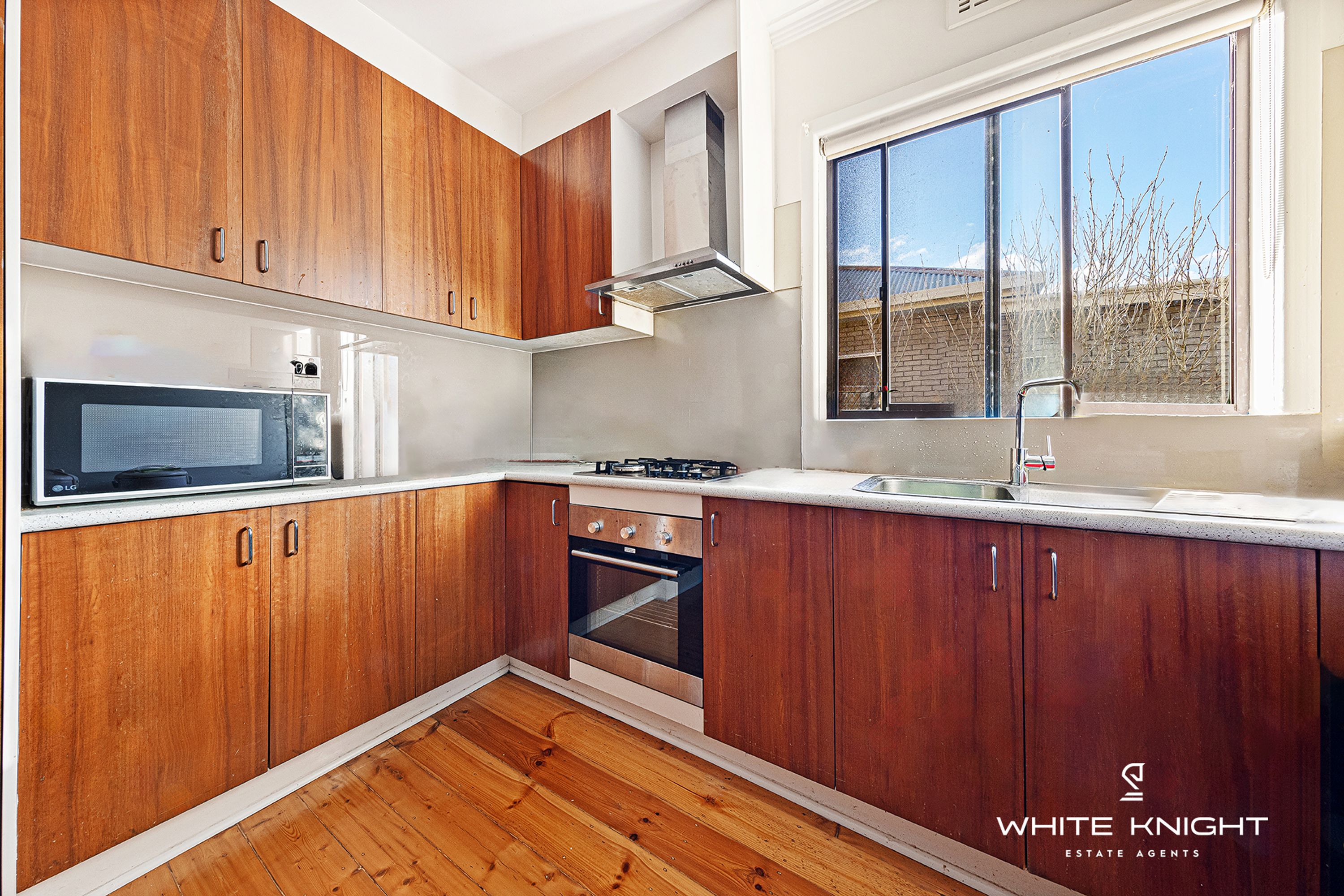 12 Walmer Avenue, St Albans VIC 3021, St Albans - Thumbnail 3