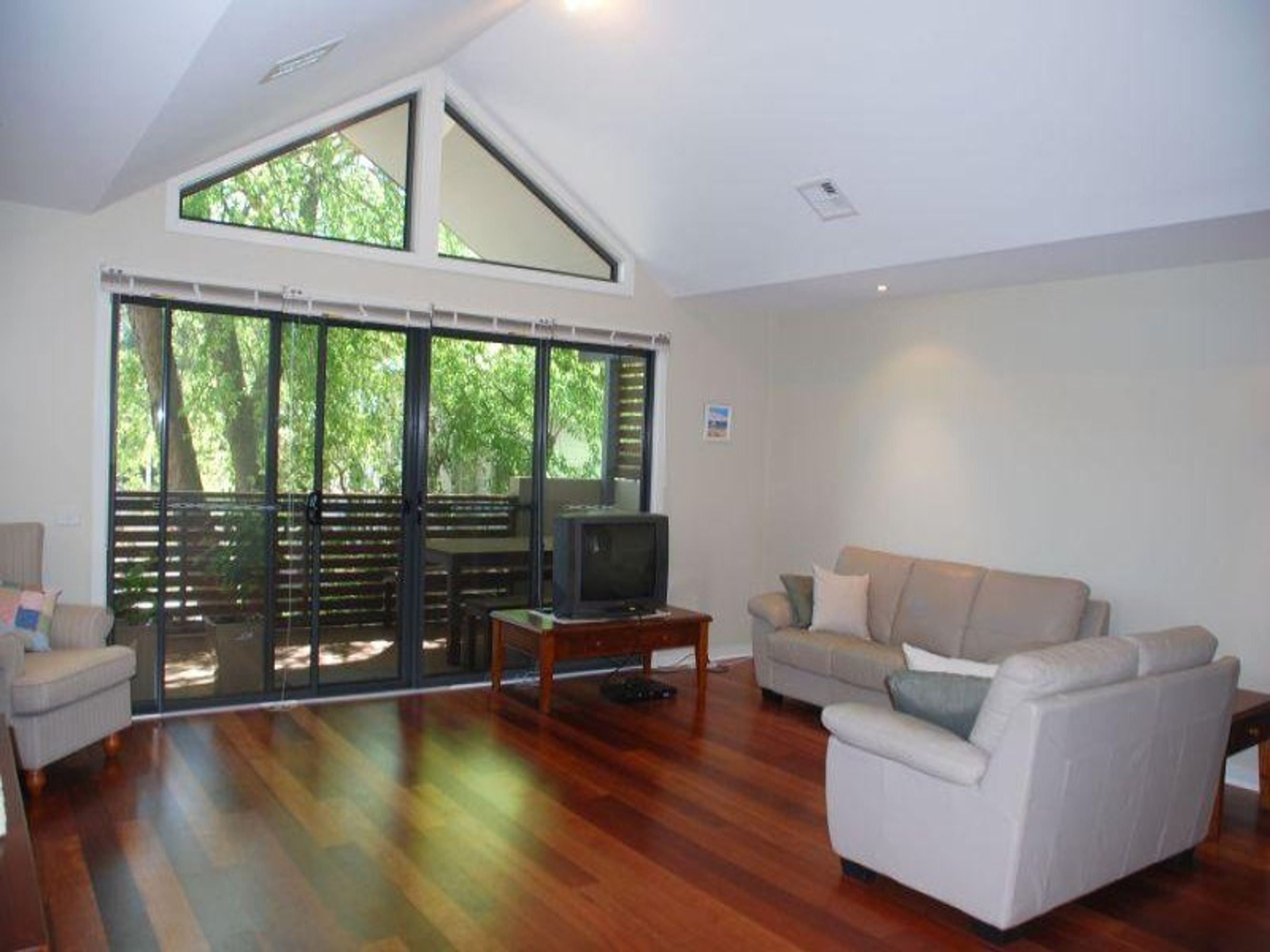 2/101 Megalong St, Leura - Thumbnail 6