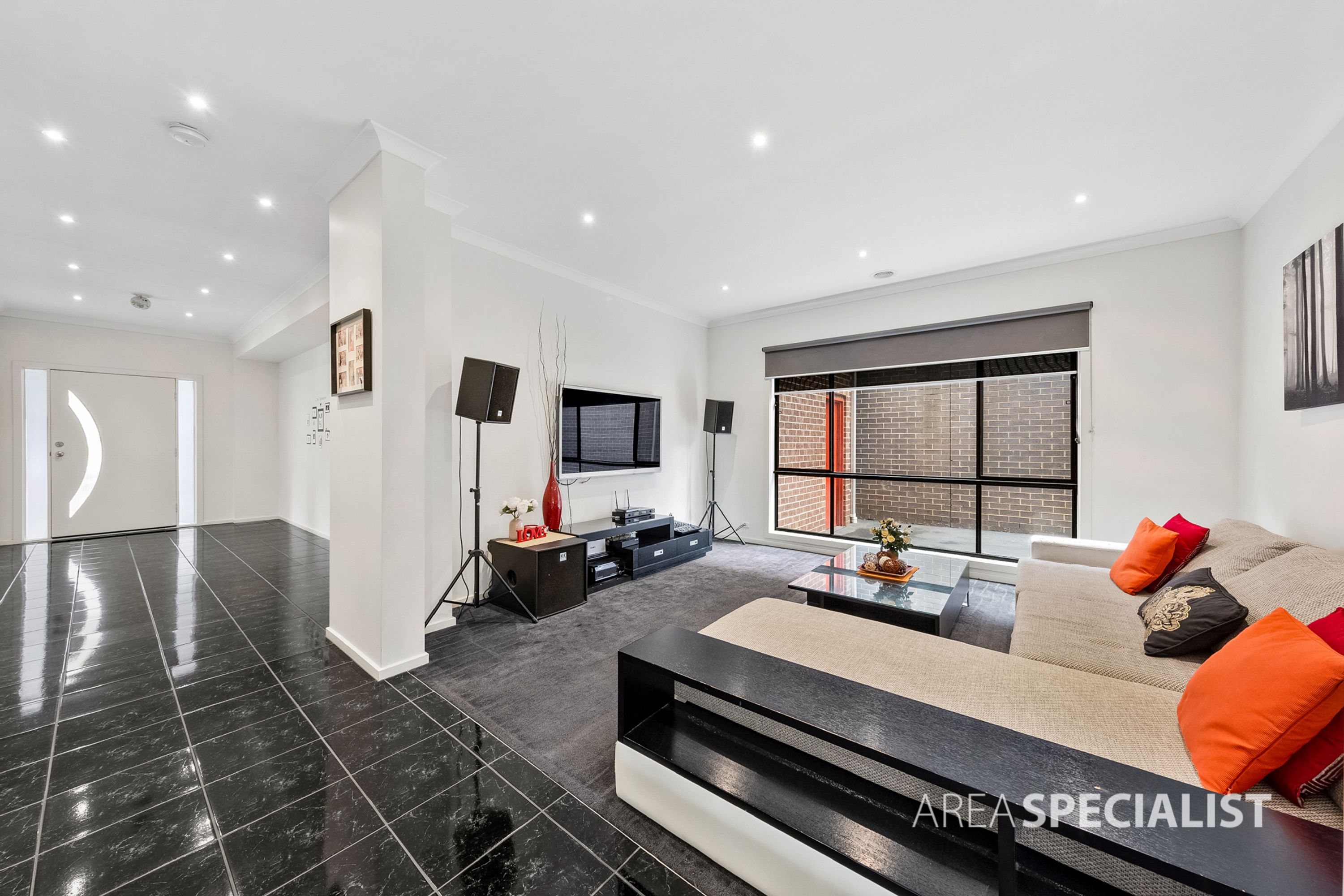 11 Tatterson Way, Caroline Springs VIC 3023, Caroline Springs - Thumbnail 4