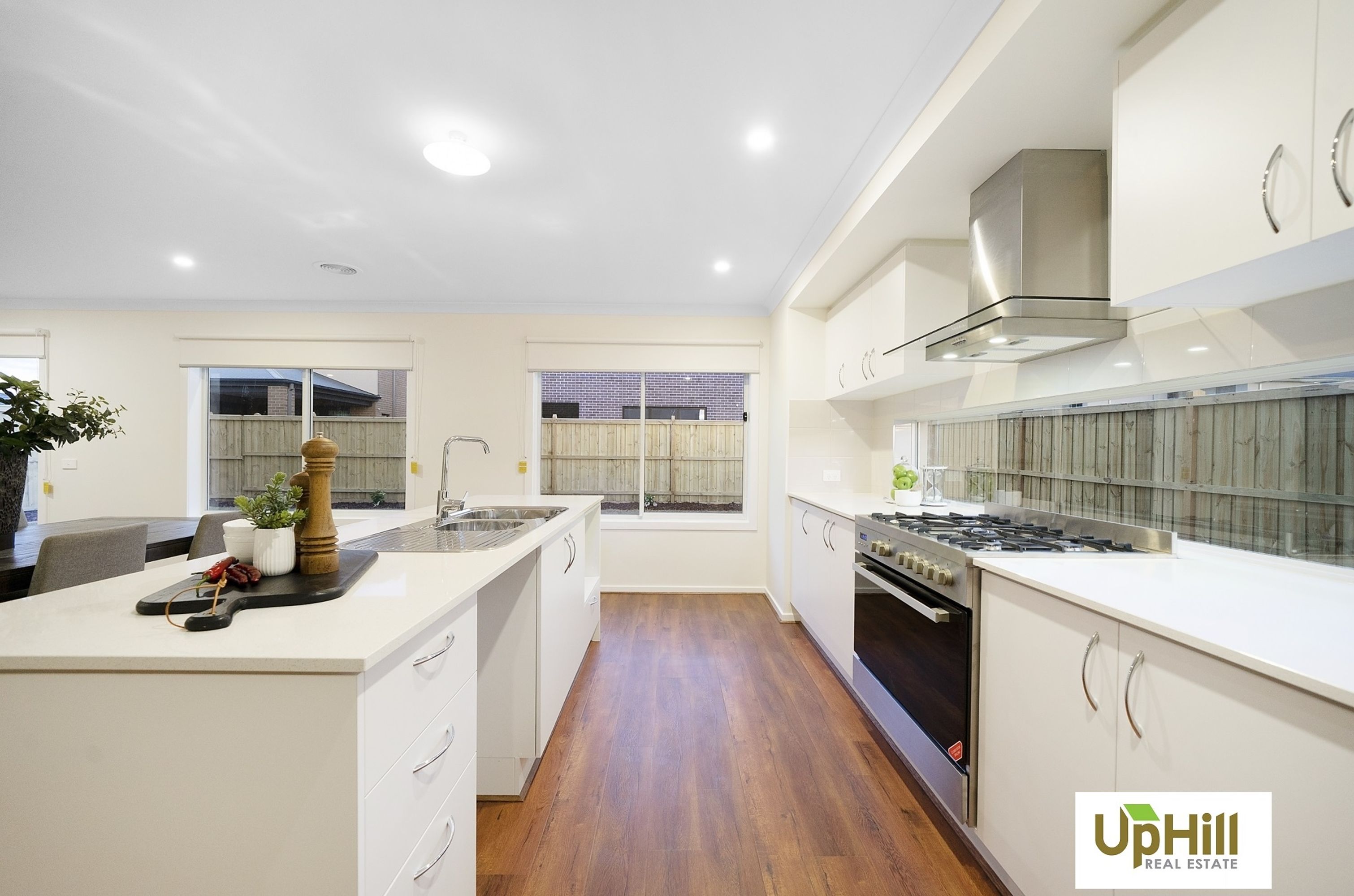 13 SPEARGRASS CLOSE, Clyde North - Thumbnail 7