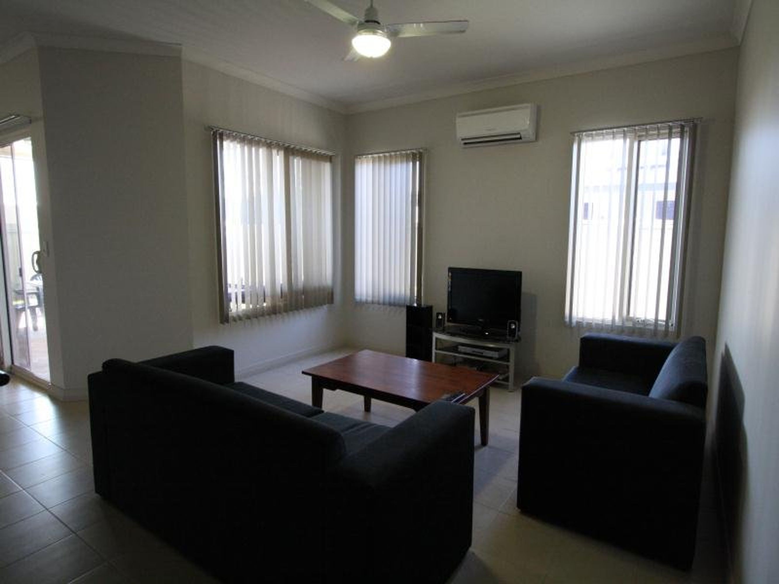 6 Kimberley Avenue, South Hedland, South Hedland - Thumbnail 2