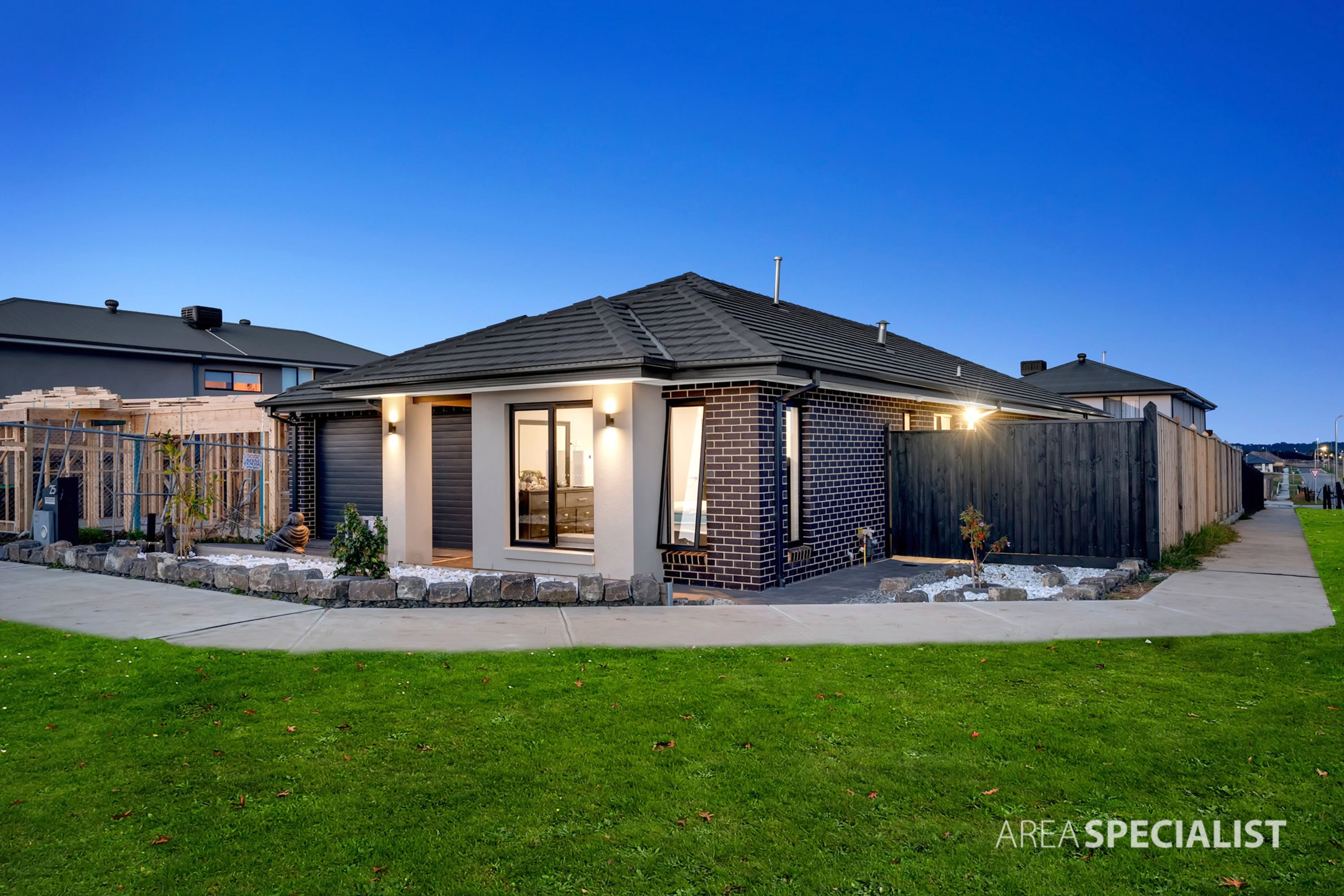 25 Gresall Street, Clyde North, Clyde North - Thumbnail 2