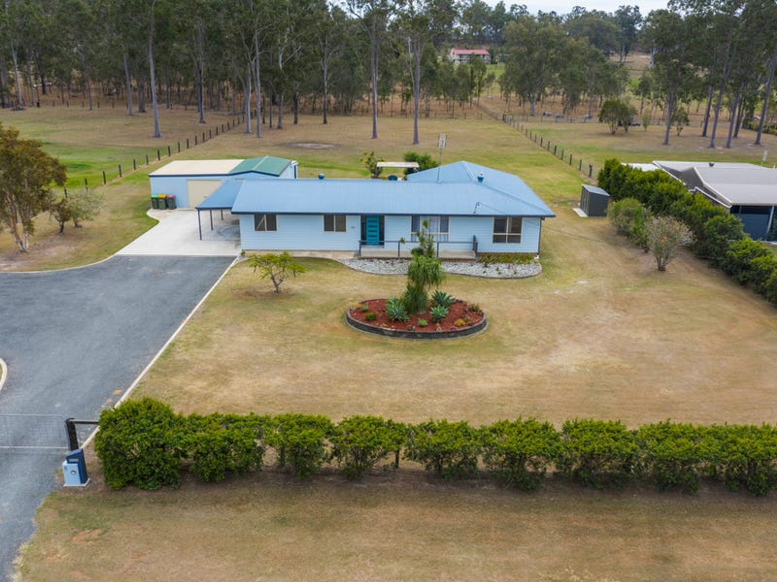 8 Gleneagle Road, Waterview Heights - Image 1