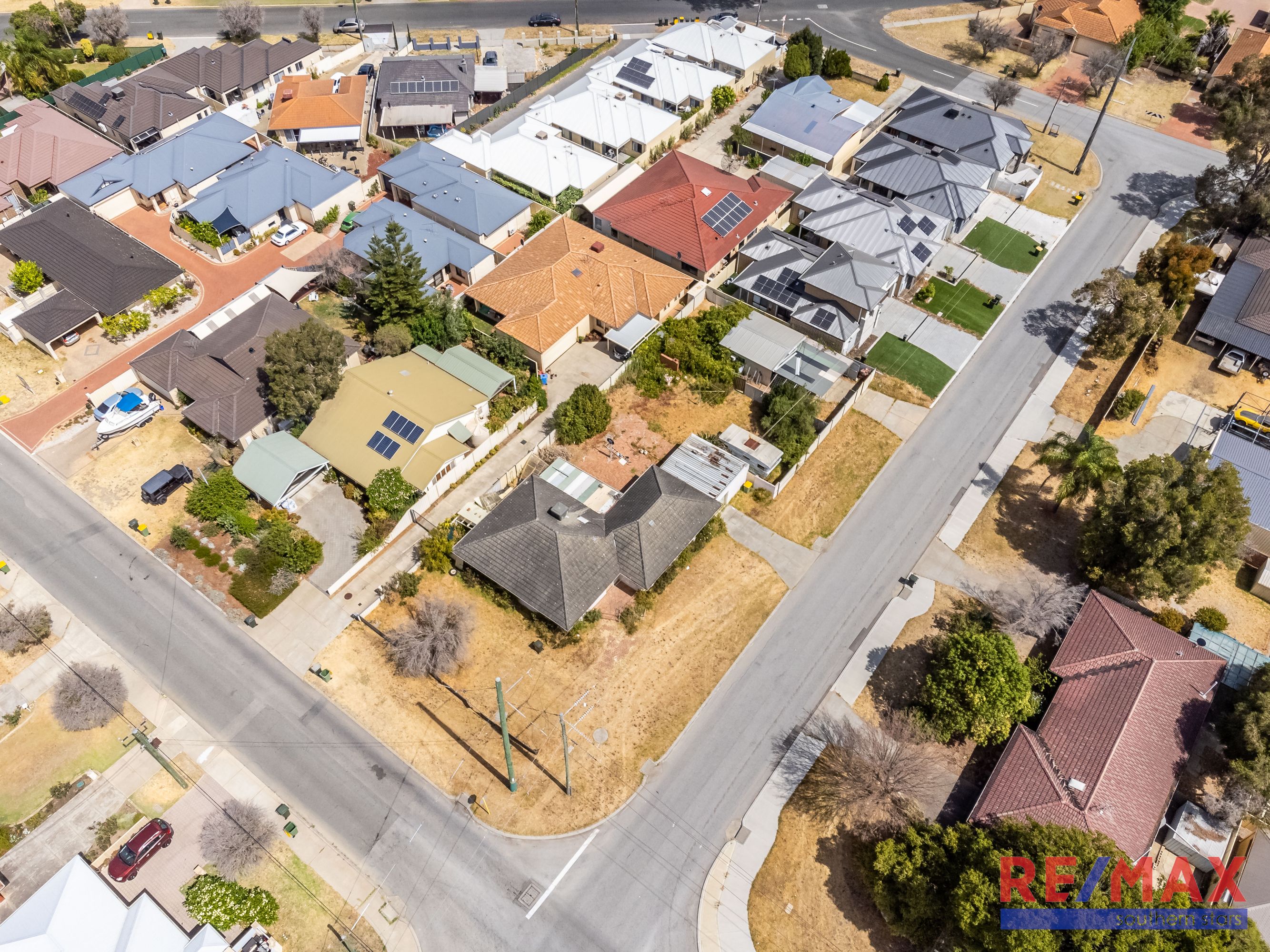 35 Grey Street, Cannington - Thumbnail 4