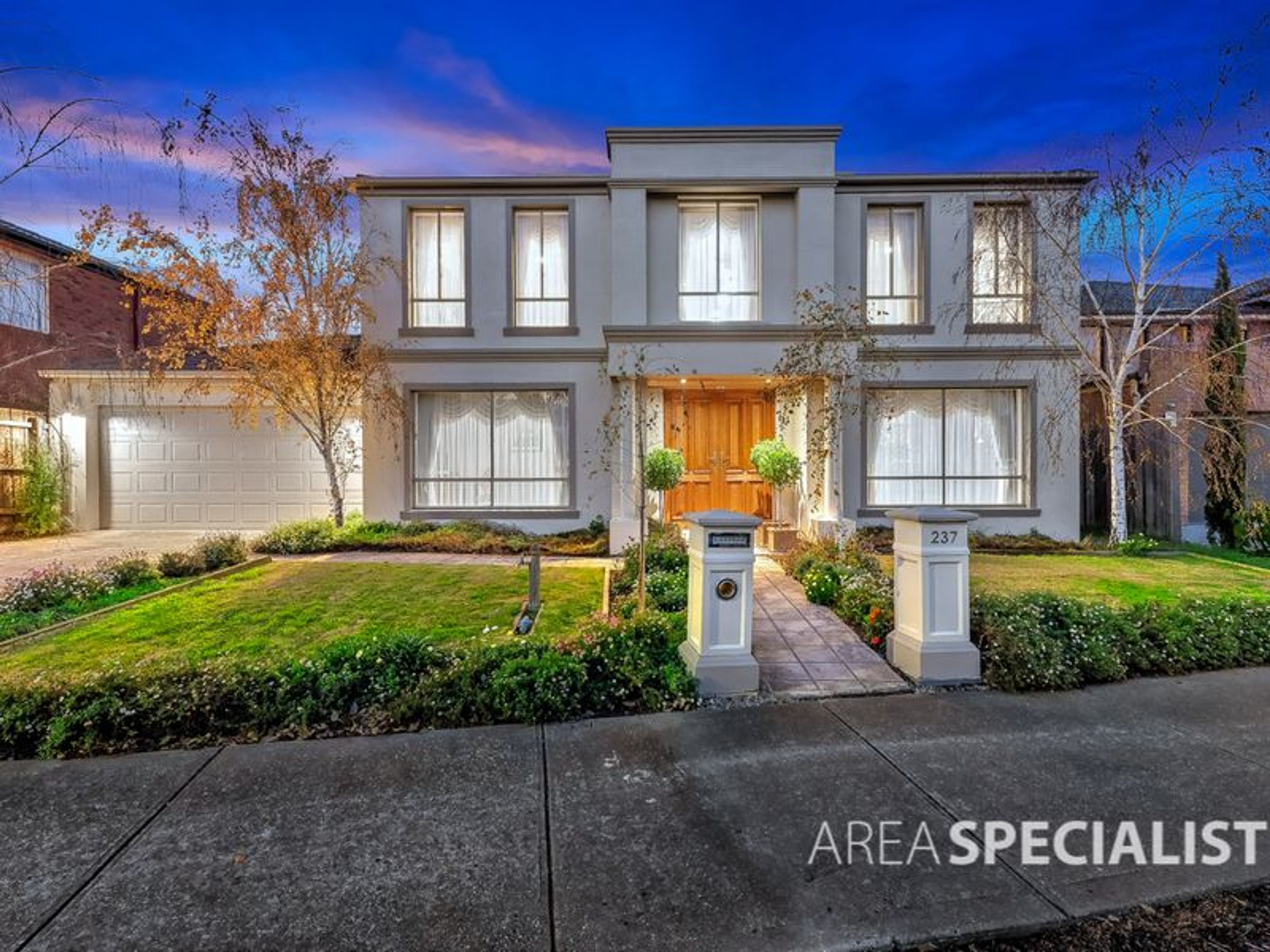 237 Cairnlea Drive, Cairnlea VIC 3023, Cairnlea - Thumbnail 2