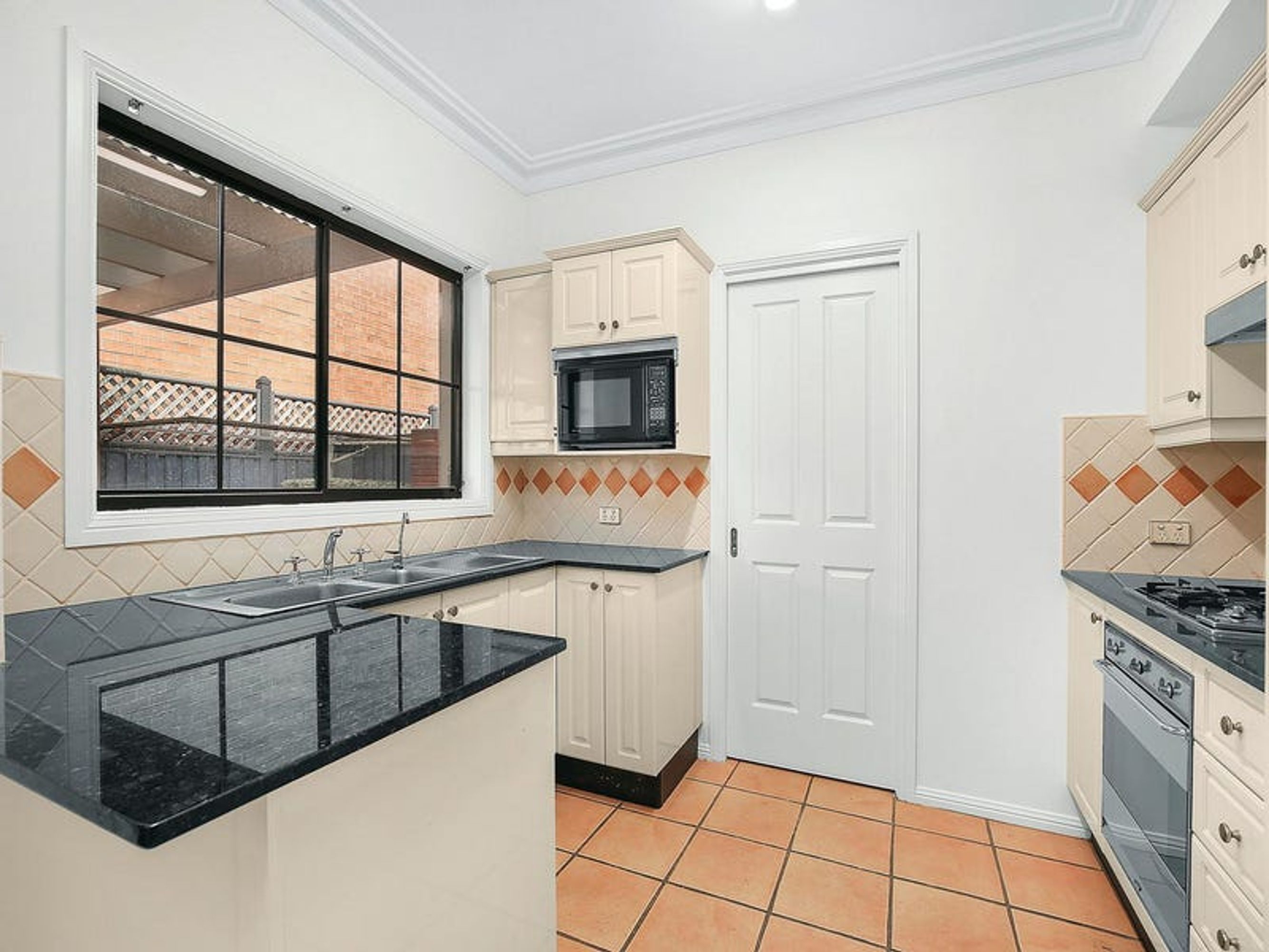 10D/44 William Street, Botany, Botany - Thumbnail 2