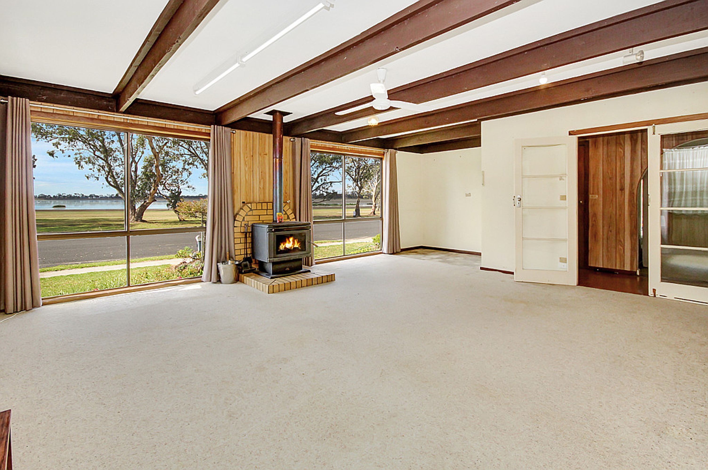 133 Lake Street, Edenhope VIC 3318, Edenhope - Thumbnail 3
