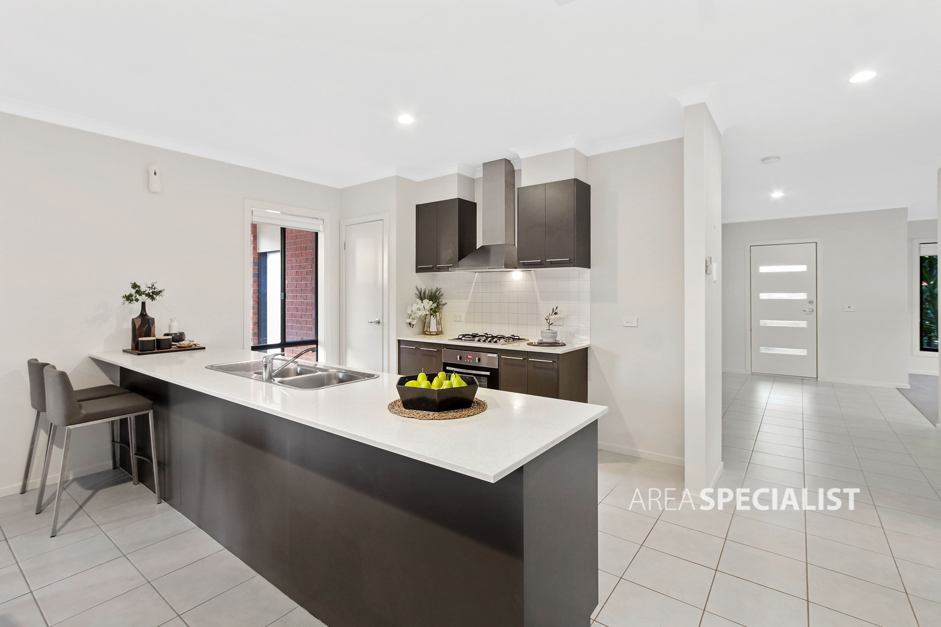 19 Boldrewood Place, Lynbrook, Lynbrook - Thumbnail 3