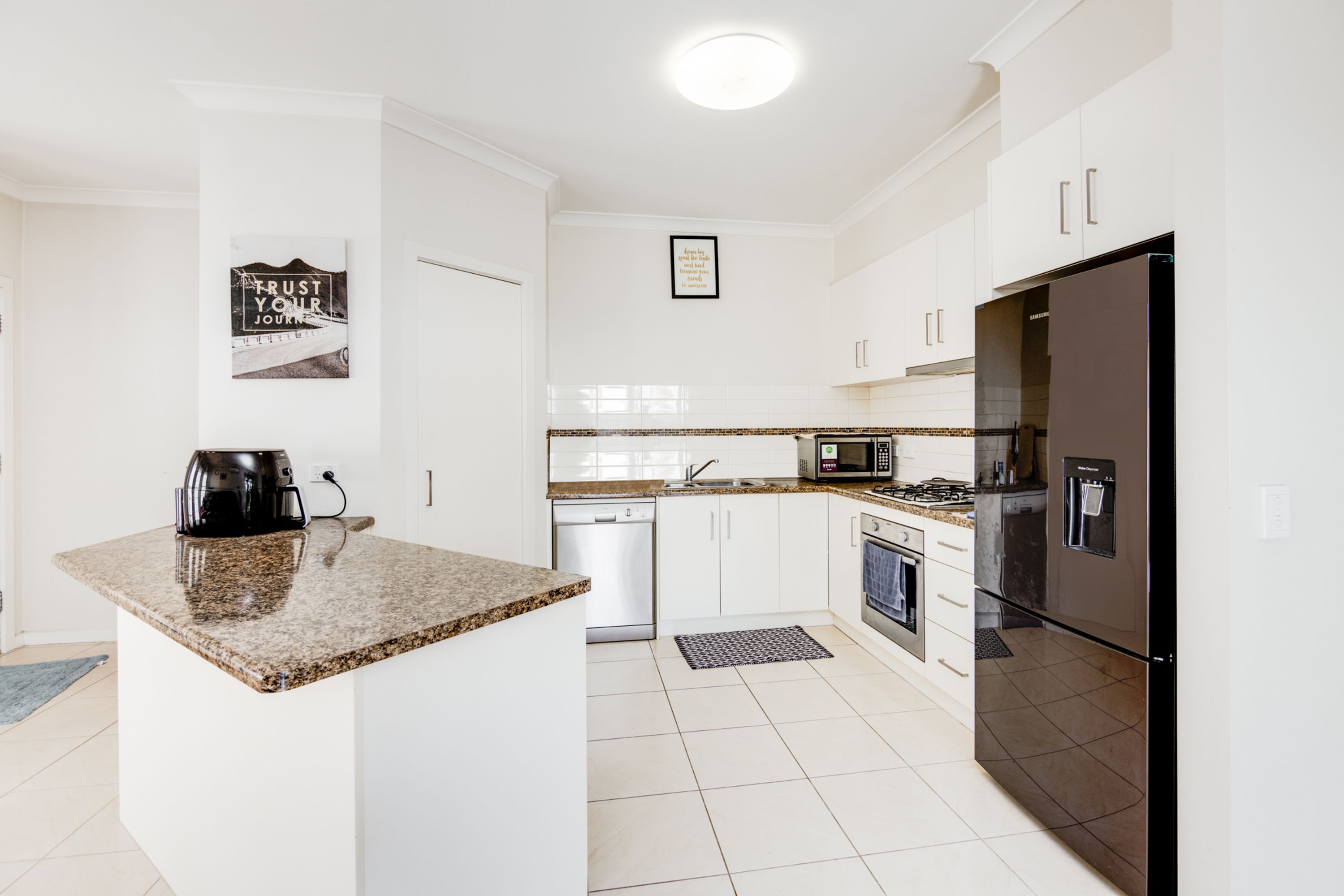 2A Culliver Street, Horsham VIC 3400, Horsham - Thumbnail 2