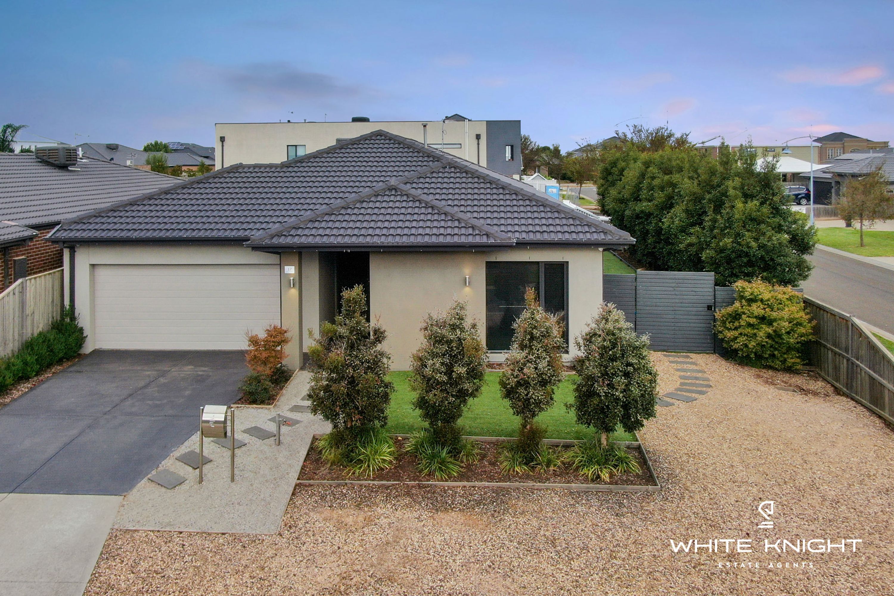 17 Murray Place, Taylors Hill VIC 3037, Taylors Hill - Thumbnail 2