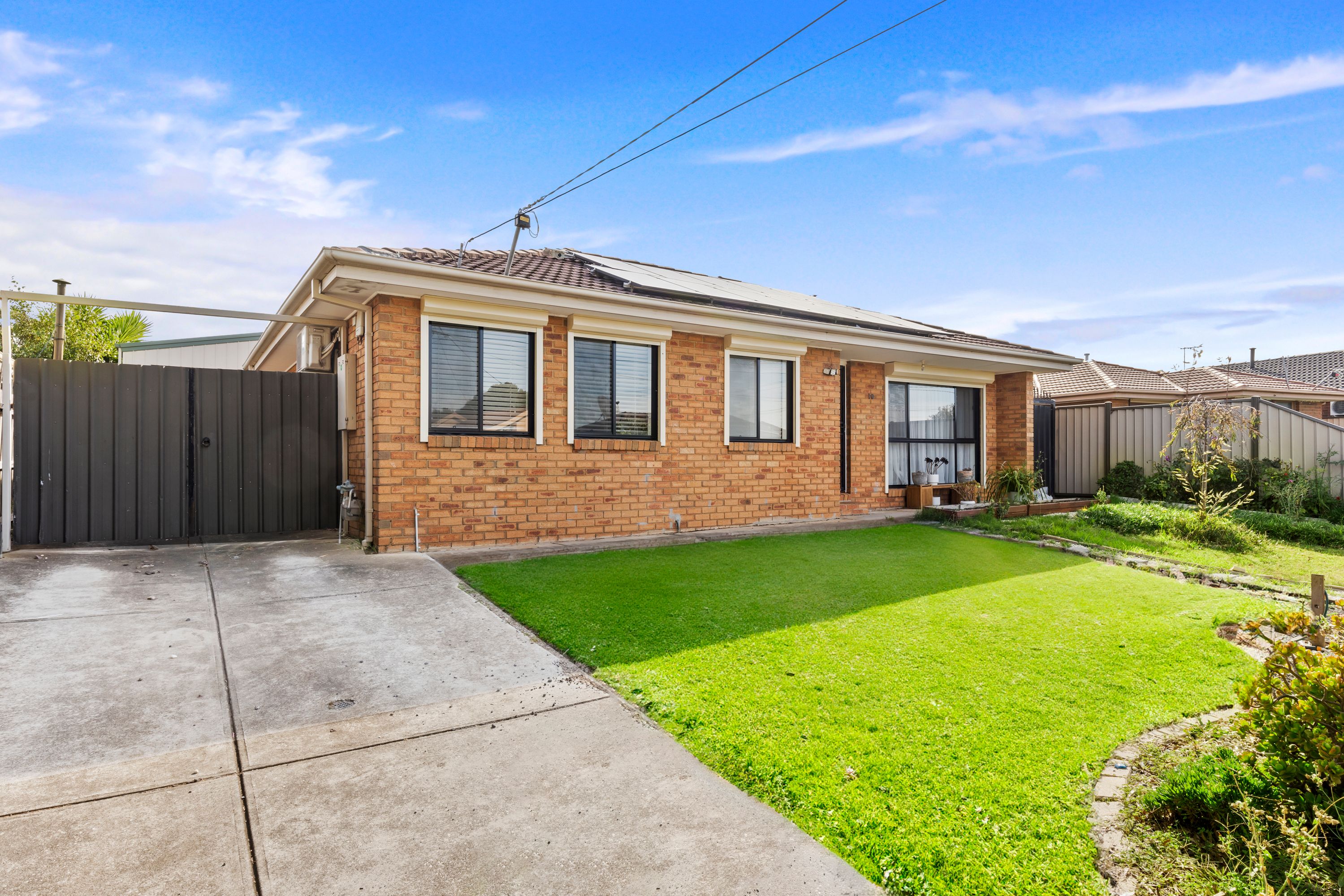 10 Shepherds Grove, Kings Park VIC 3021, Kings Park - Thumbnail 2