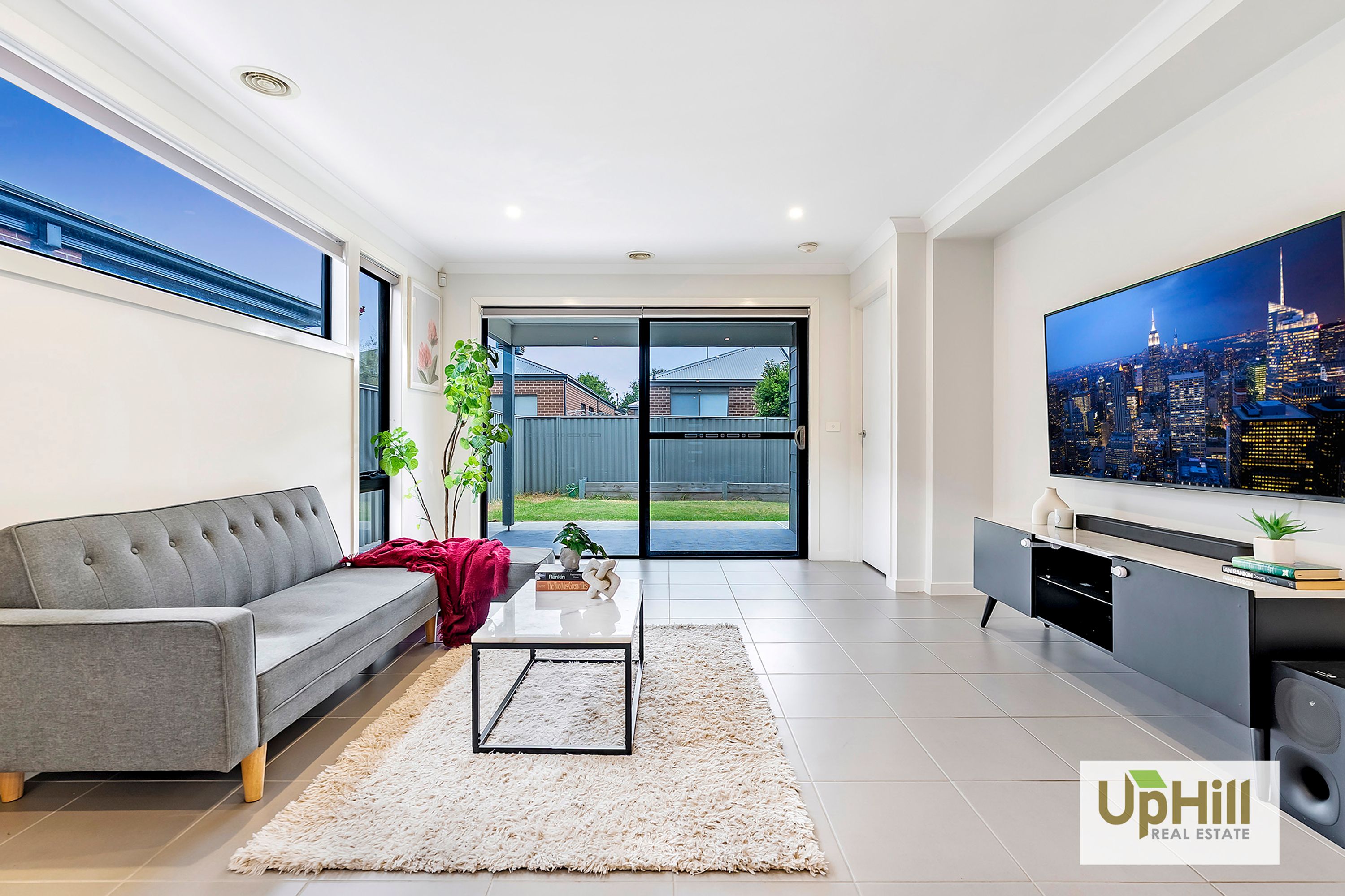 144 Lineham Drive, Cranbourne East - Thumbnail 4