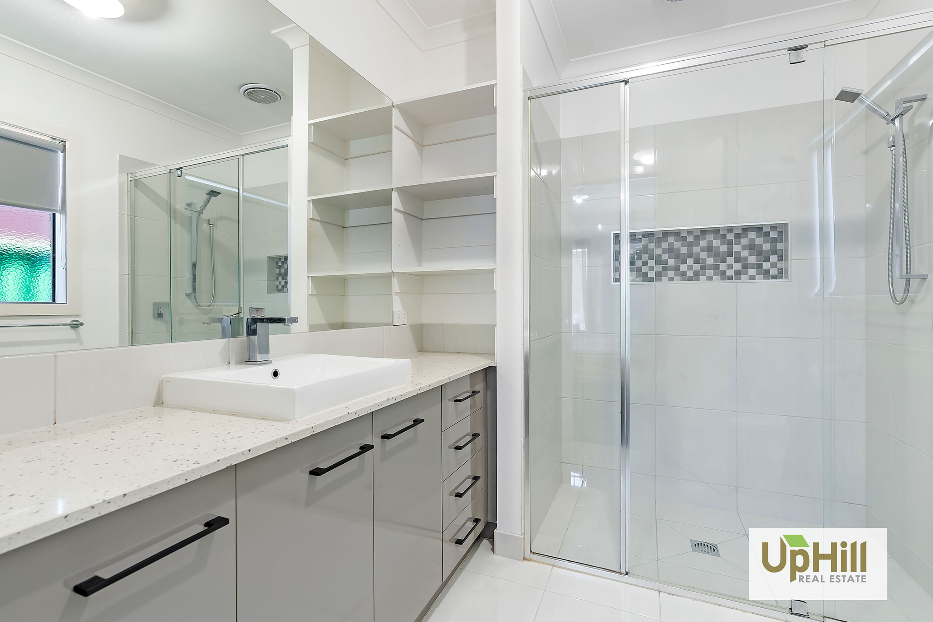 6 Carlyle Crescent, Clyde North - Thumbnail 3