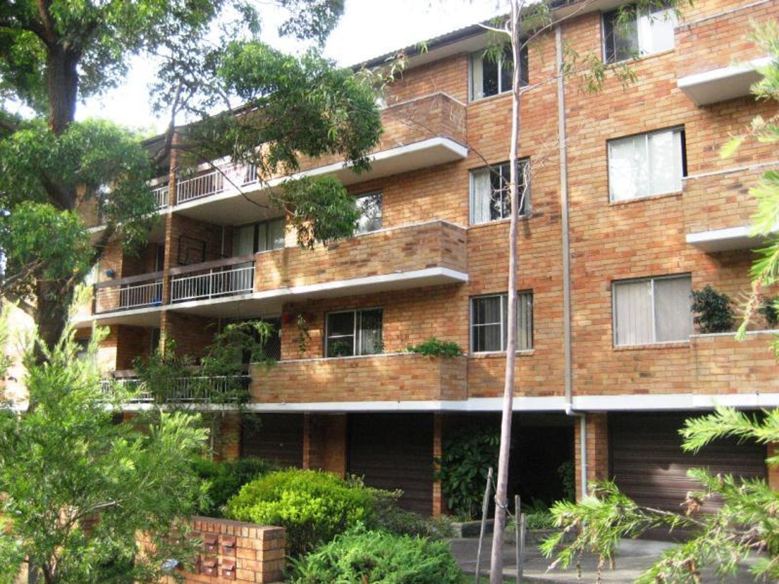 14/23, Wolli Creek - Image 1