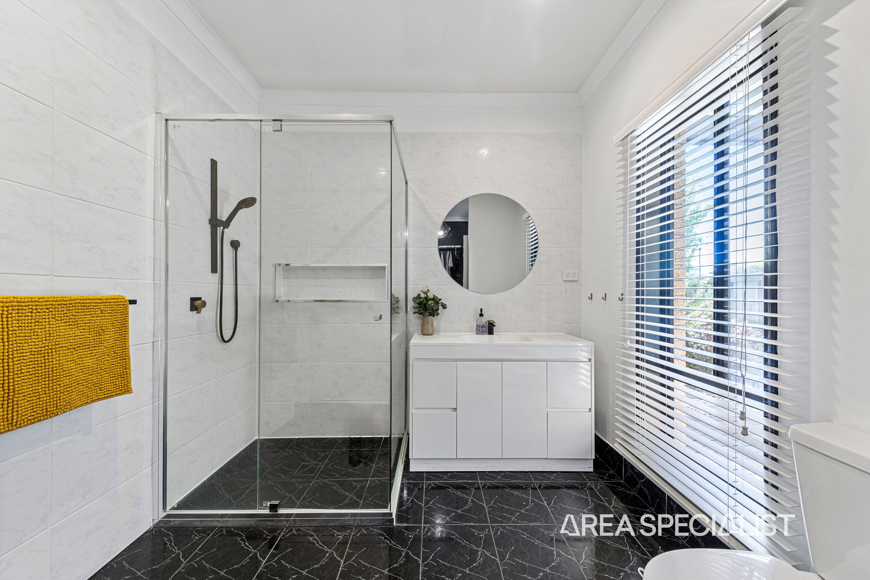 2 Carrington Drive, Pakenham - Thumbnail 6