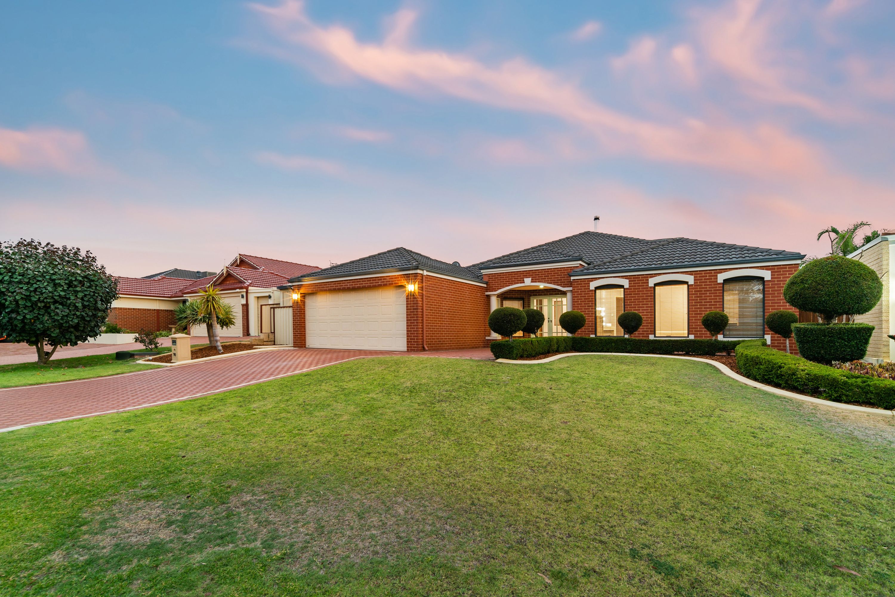 90 Golf Links Drive, Carramar - Thumbnail 5
