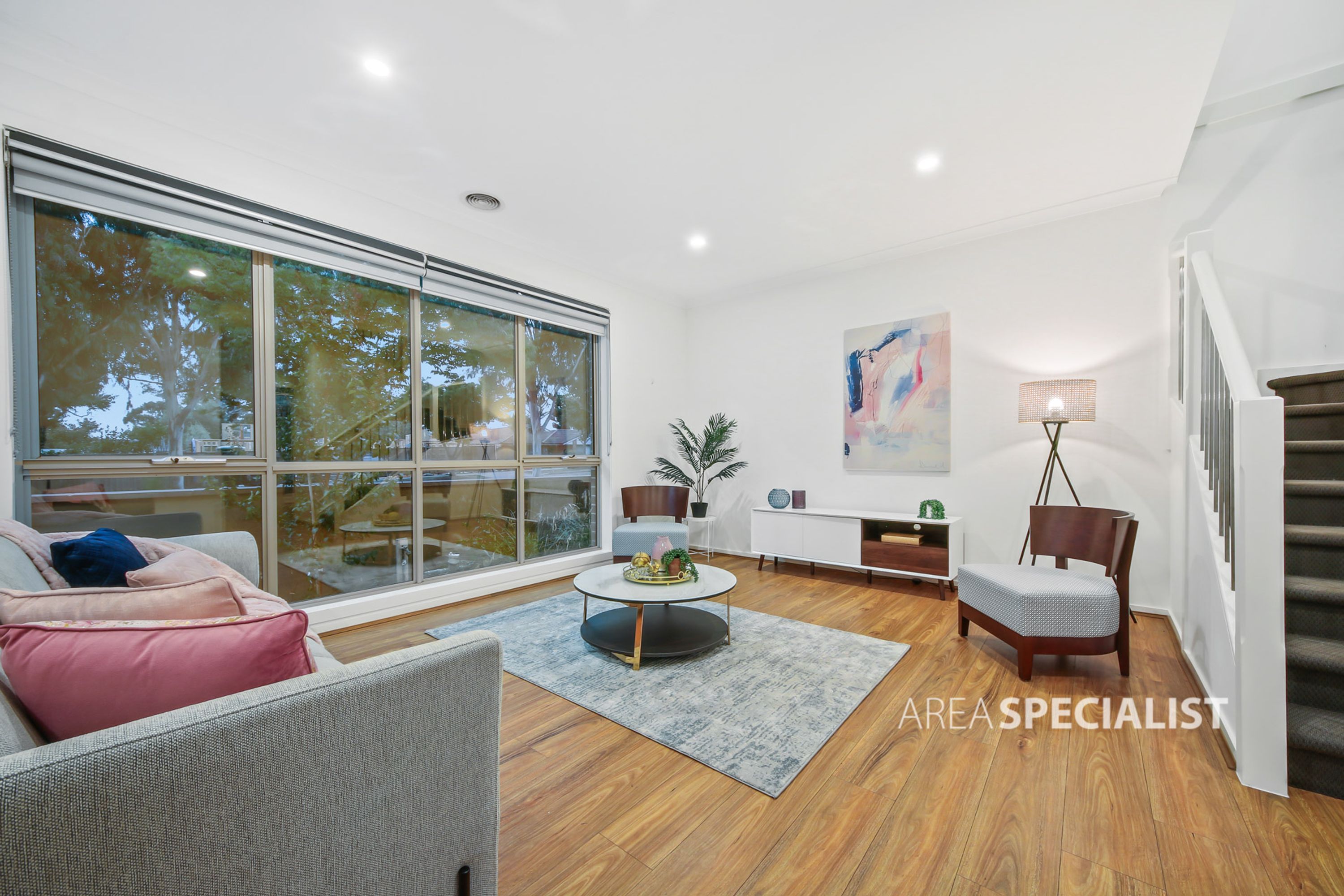 97 Lynbrook Boulevard, Lynbrook, Lynbrook - Thumbnail 3