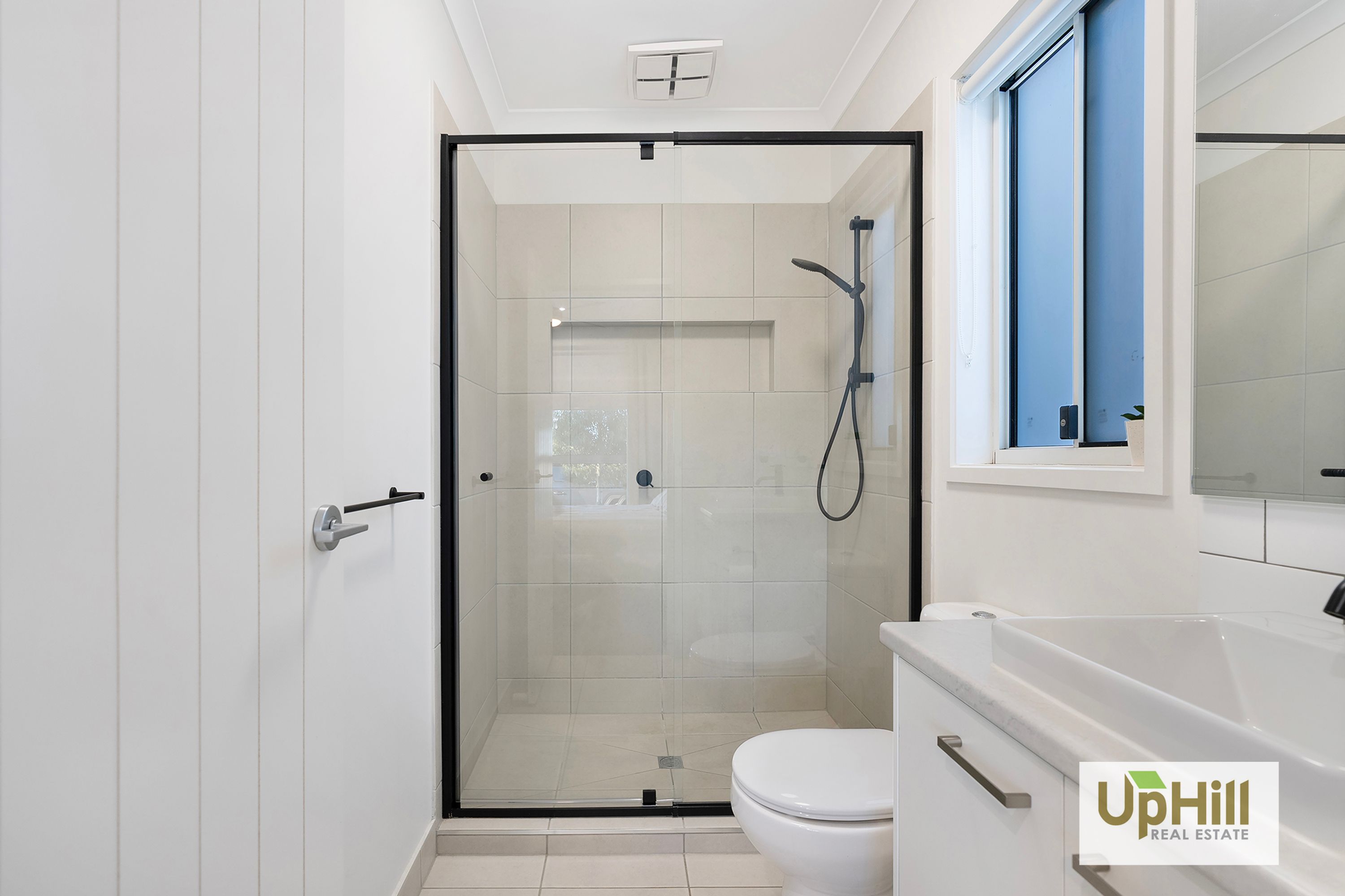 29 Kunlun Crescent, Clyde North - Thumbnail 4