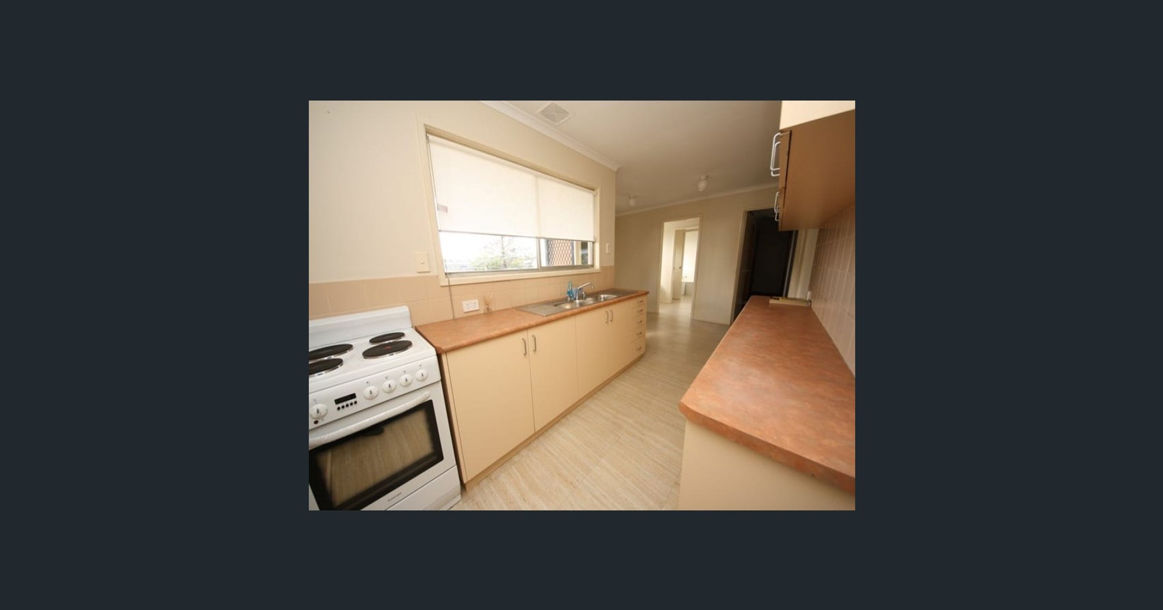 10 Forsyth Avenue, Horsham VIC 3400, Horsham - Thumbnail 2