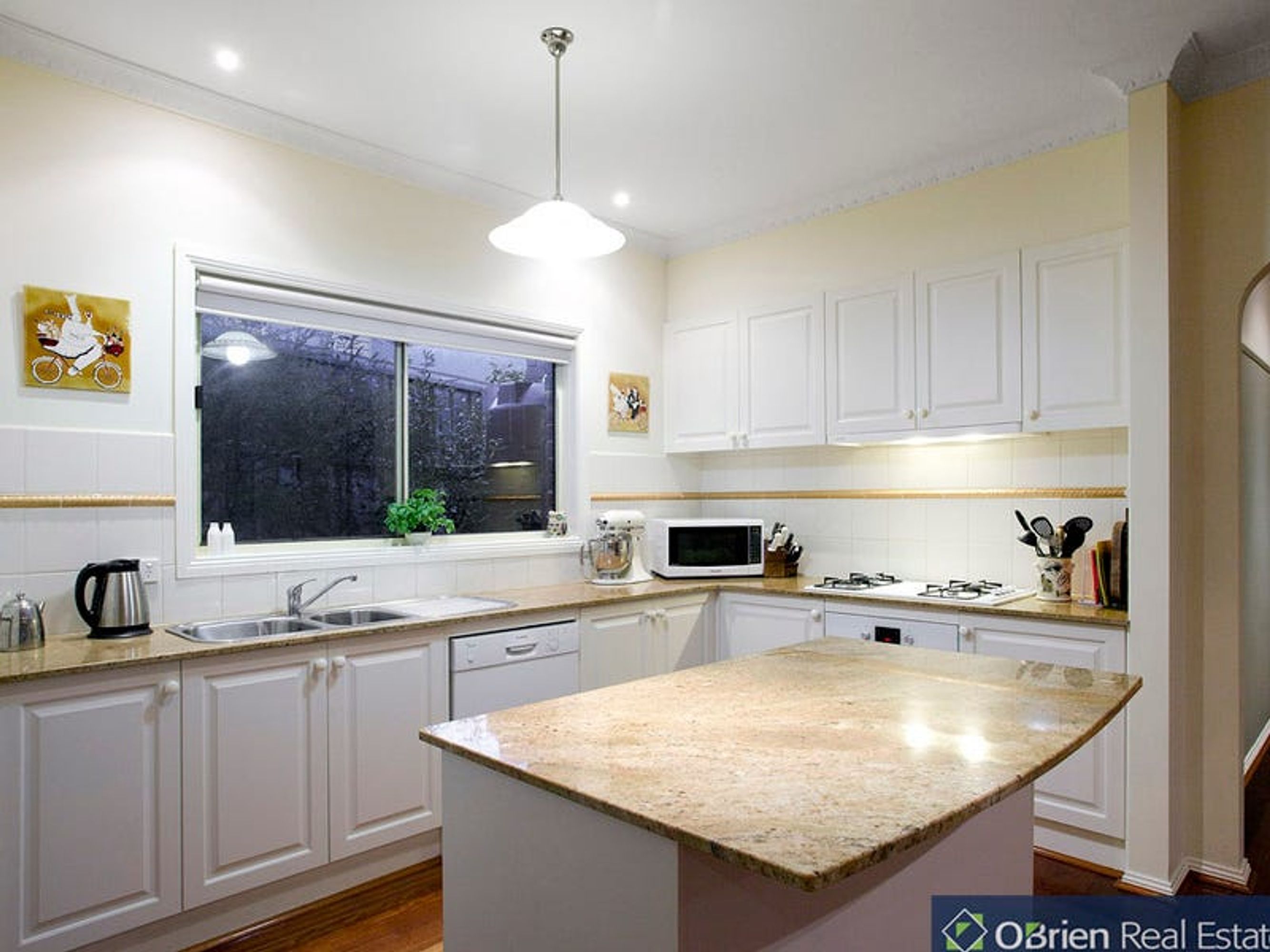35 Northgate Drive, Berwick, Berwick - Thumbnail 2