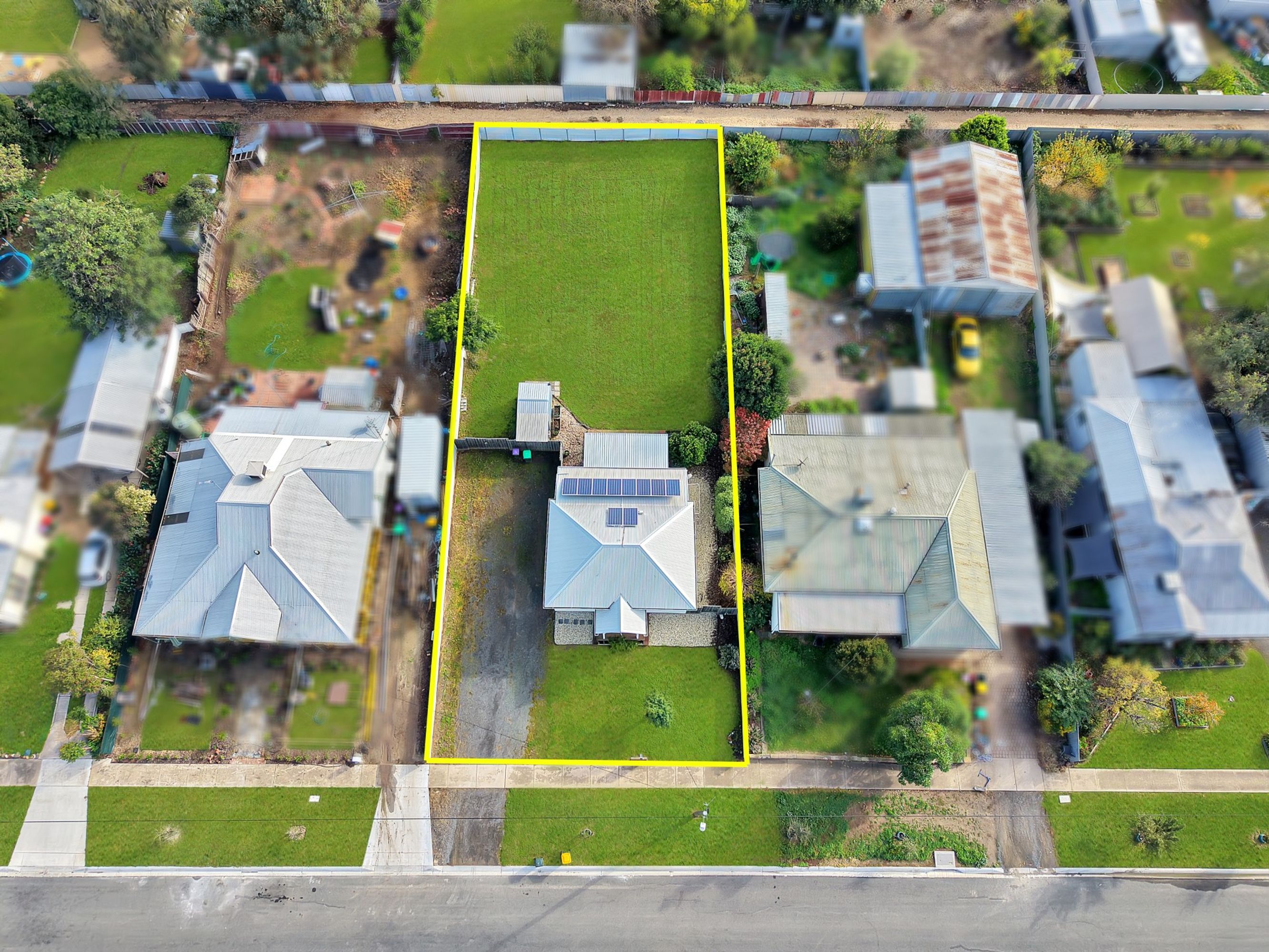 8 Fechler Avenue, Horsham VIC 3400, Horsham - Thumbnail 2