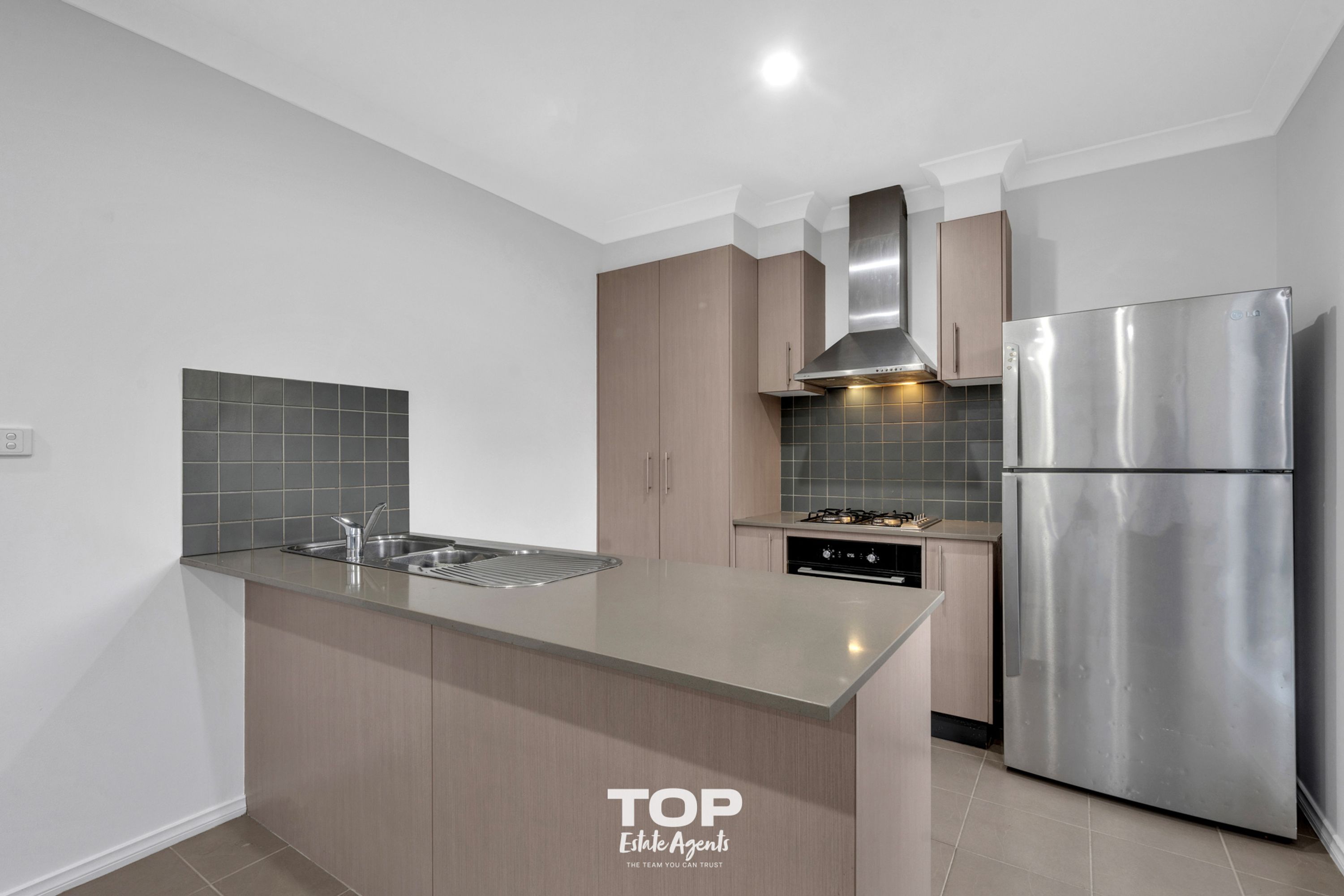 13 Pharaoh Drive, Cranbourne - Thumbnail 8