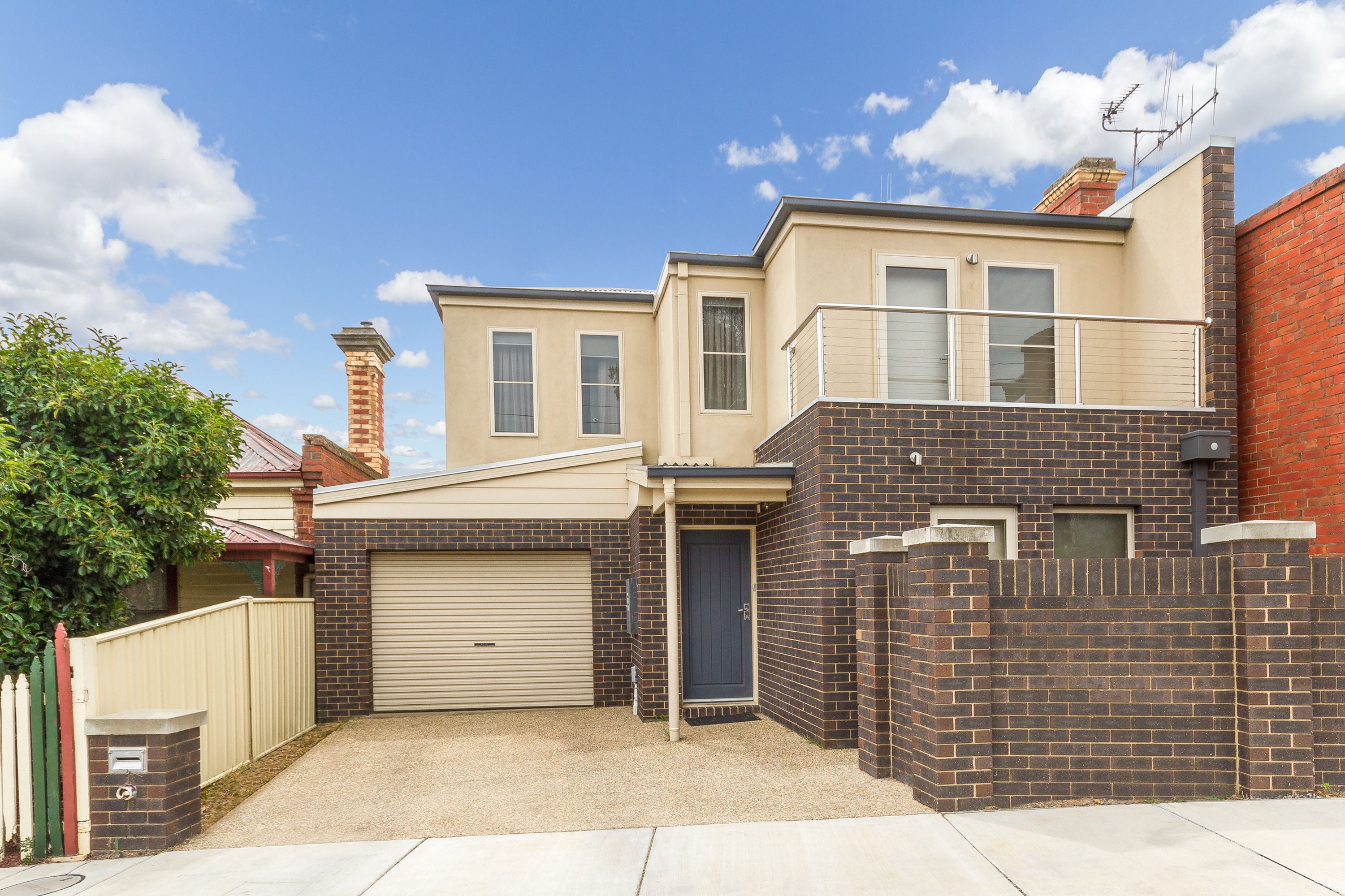 10 Breen Street, Quarry Hill - Image 1