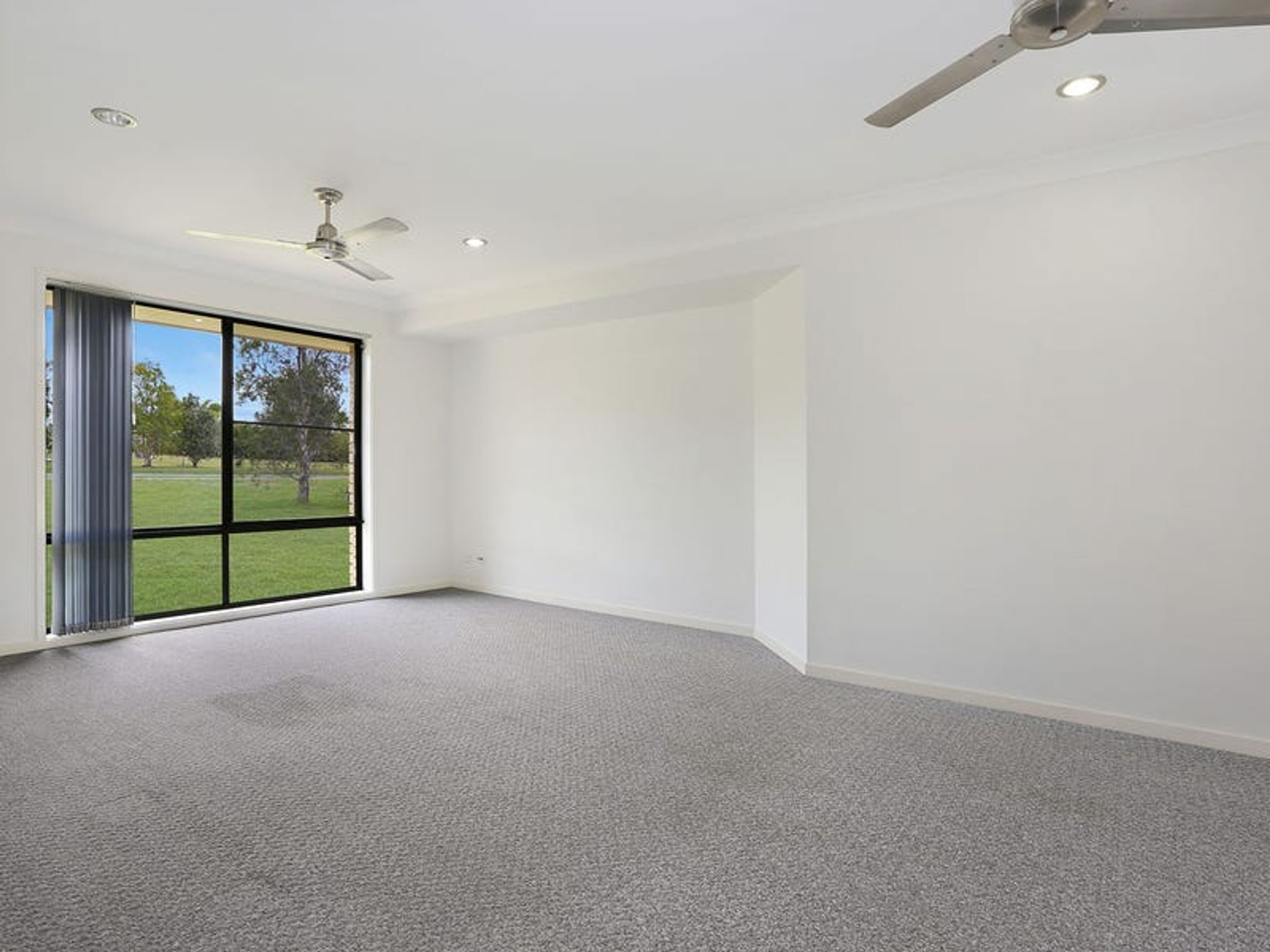 14 Mckenzie Drive, Gulmarrad - Thumbnail 5