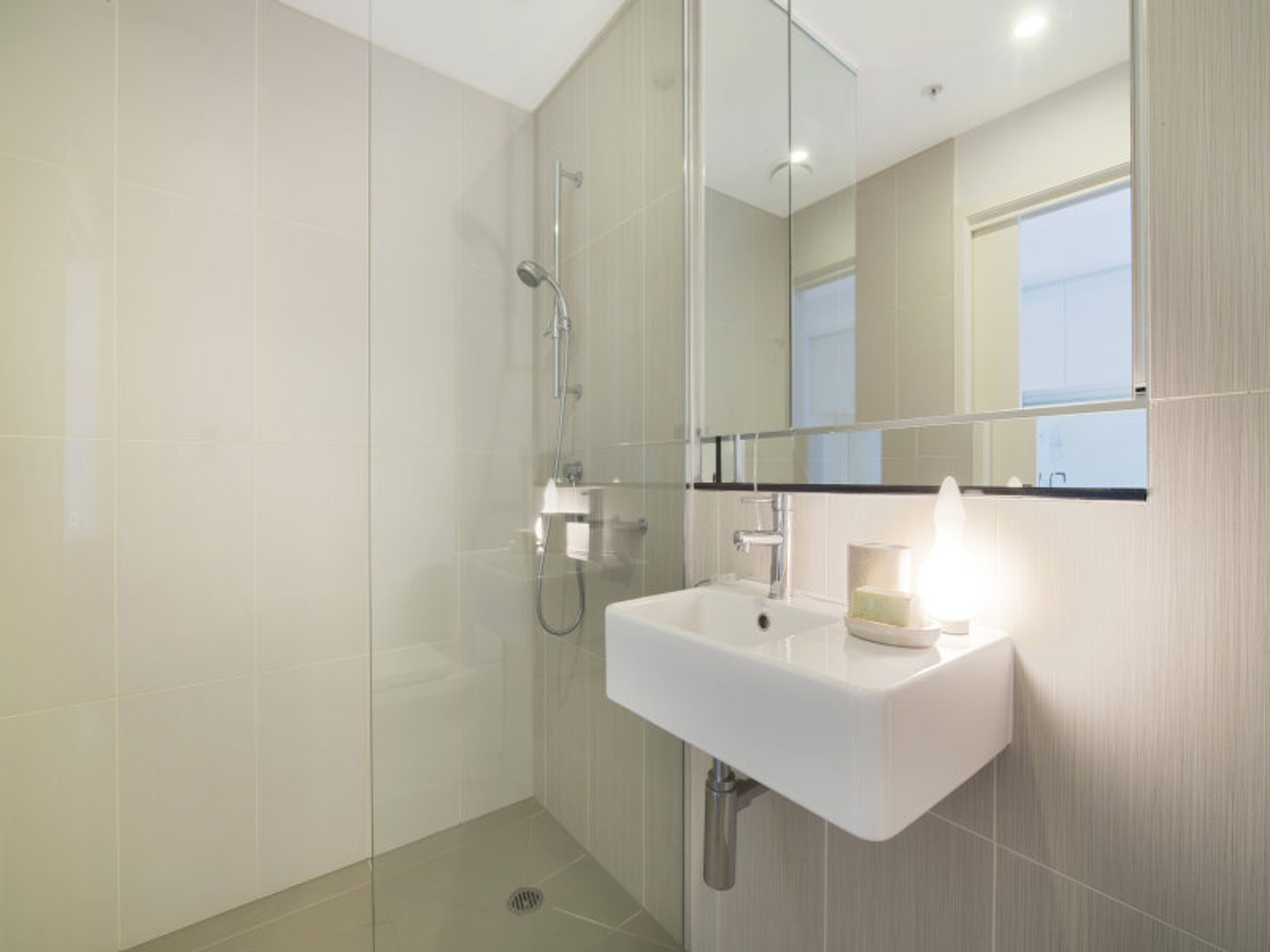 216/31 Malcolm Street, South Yarra - Thumbnail 6